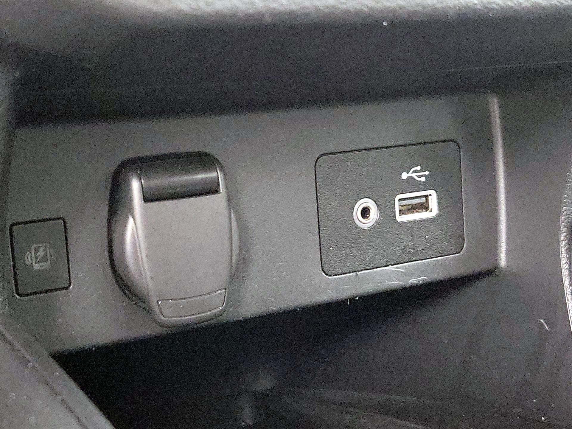 Thumbnail: 2025 Nissan Versa - 17
