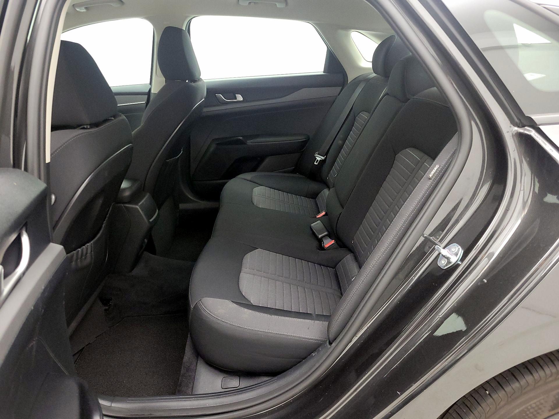 Thumbnail: 2025 Kia K5 - 19