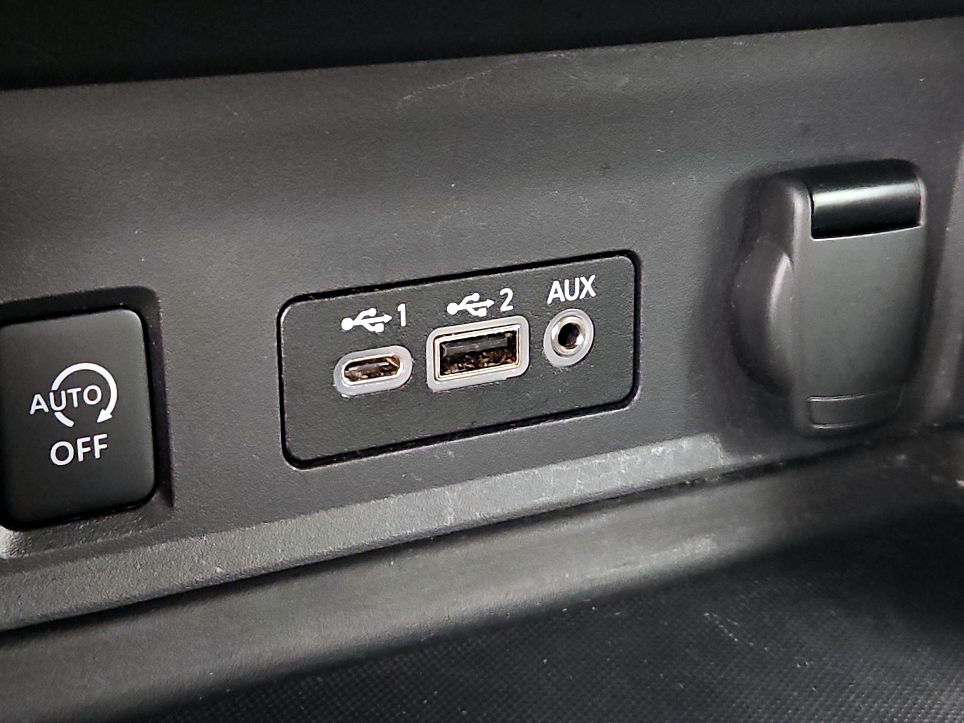 Thumbnail: 2025 Nissan Sentra - 18