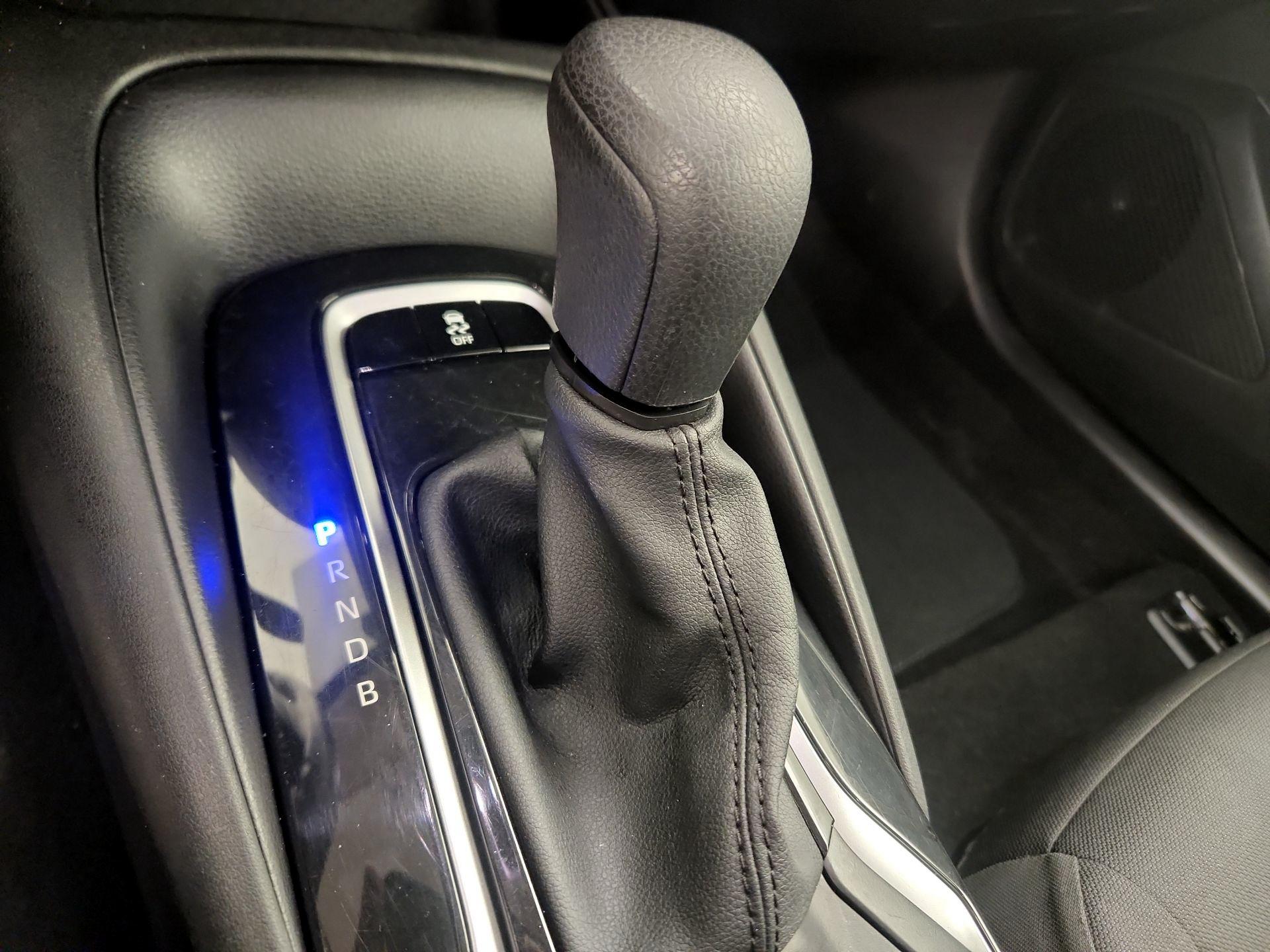 Thumbnail: 2025 Toyota Corolla - 17