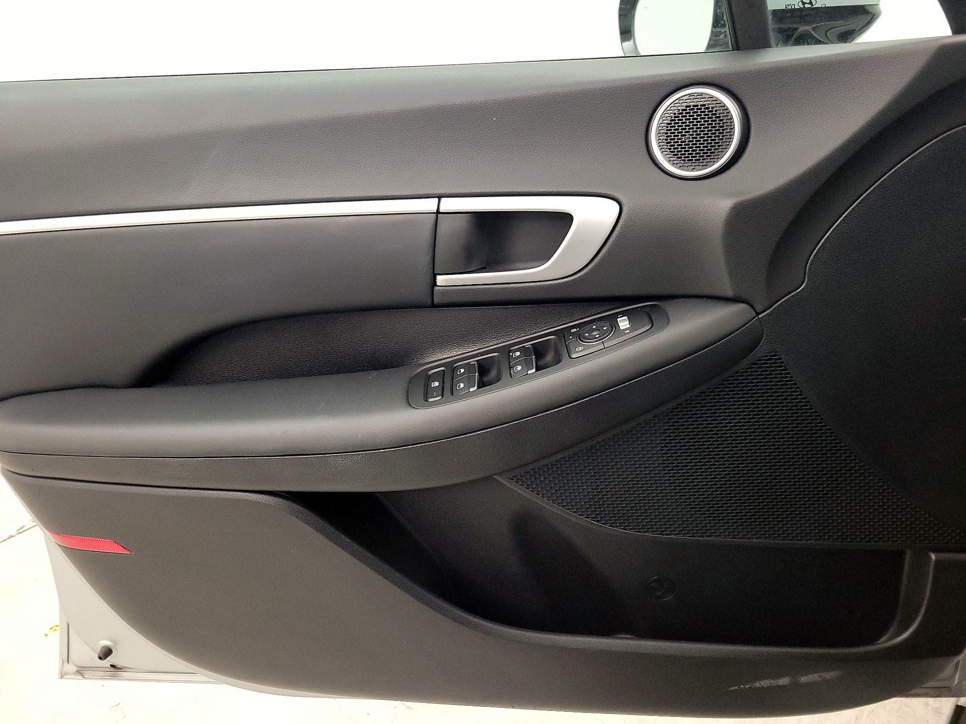 Thumbnail: 2025 Hyundai Sonata - 12