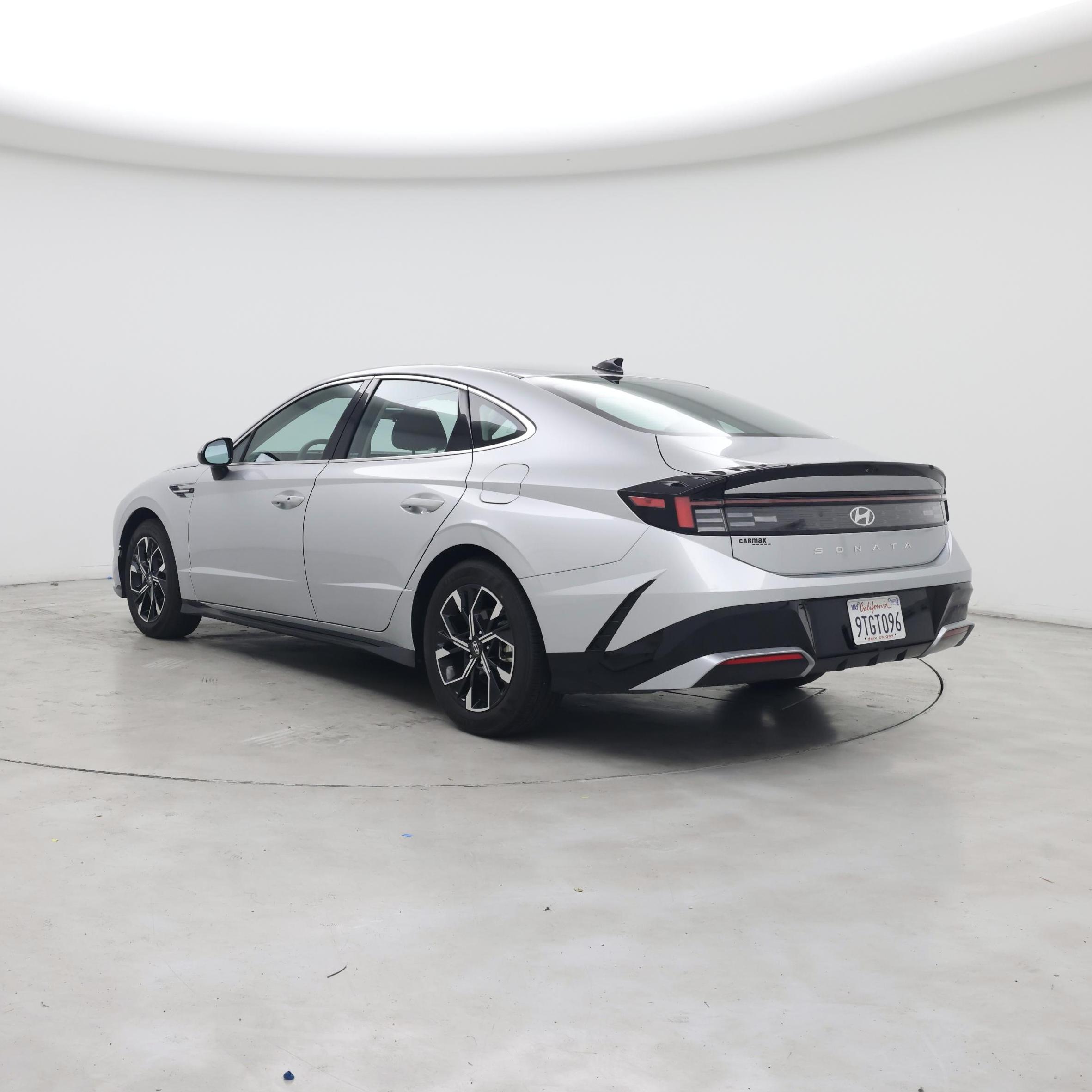 Thumbnail: 2025 Hyundai Sonata - 2