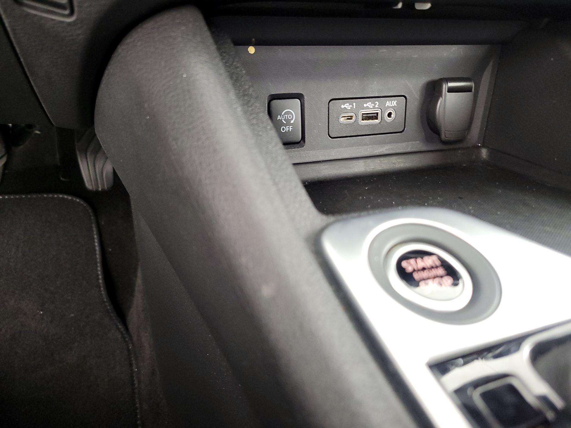 Thumbnail: 2025 Nissan Sentra - 18