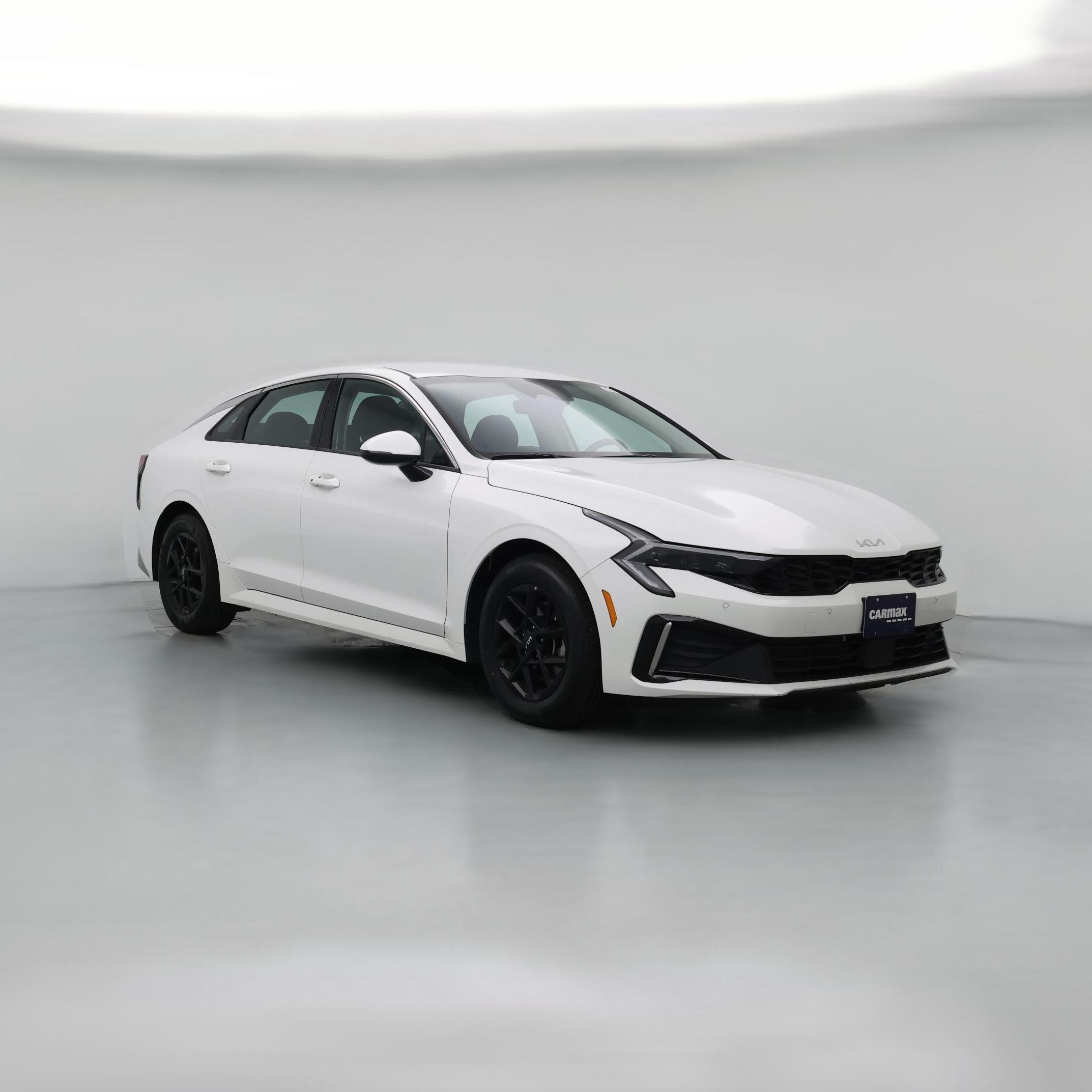 Thumbnail: 2025 Kia K5 - 1