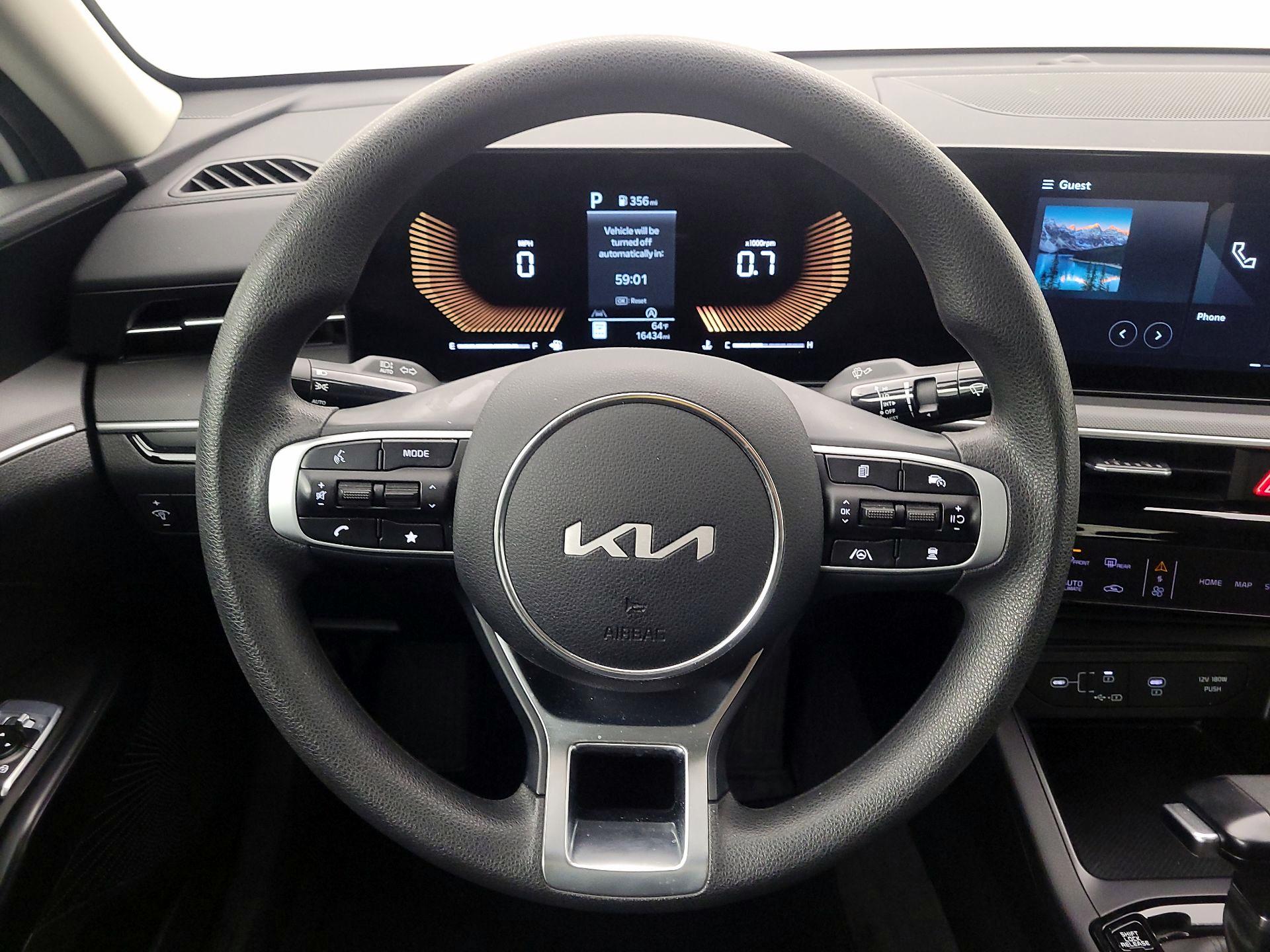 Thumbnail: 2025 Kia K5 - 10