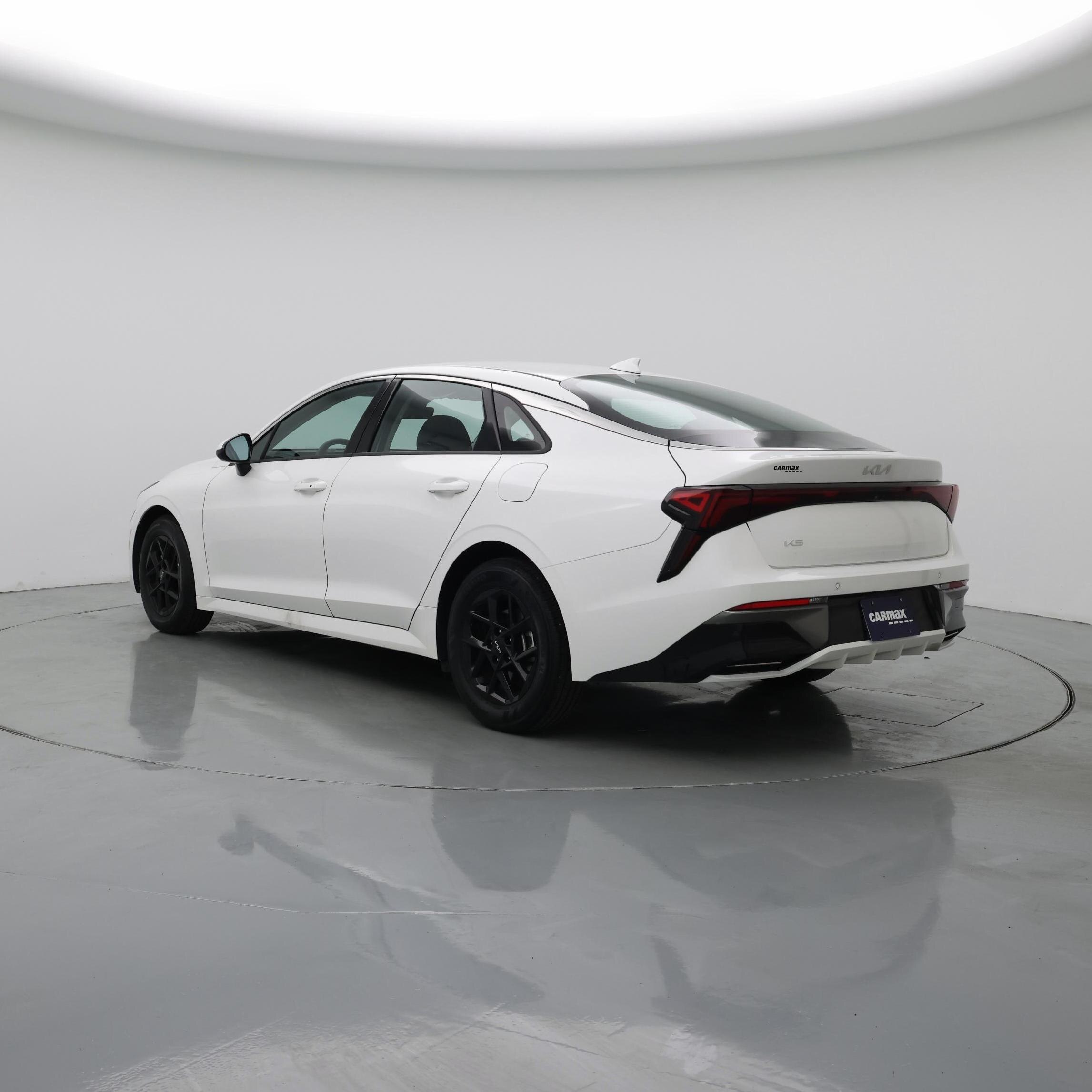 Thumbnail: 2025 Kia K5 - 2