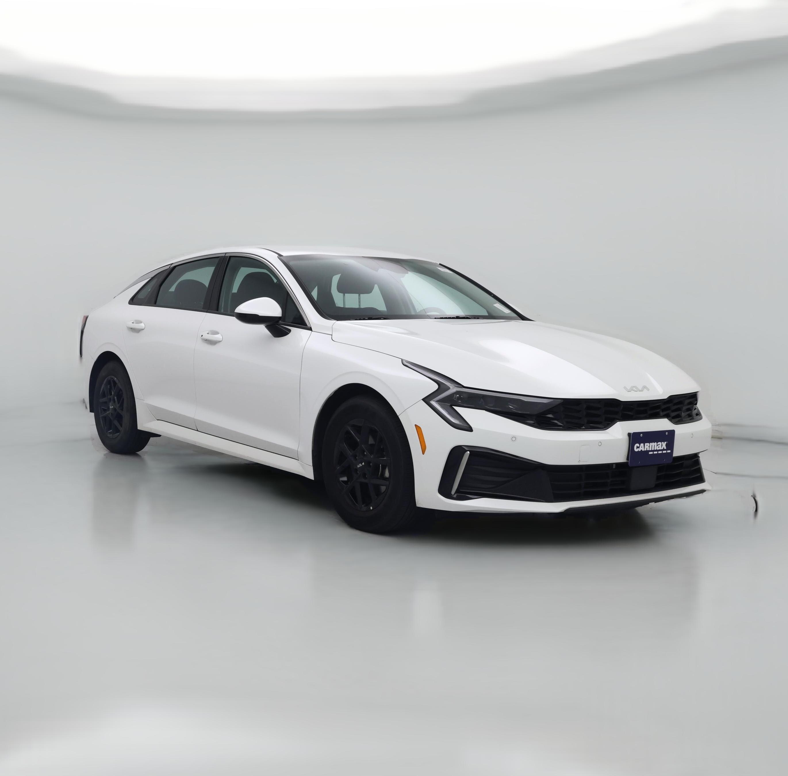 Thumbnail: 2025 Kia K5 - 1