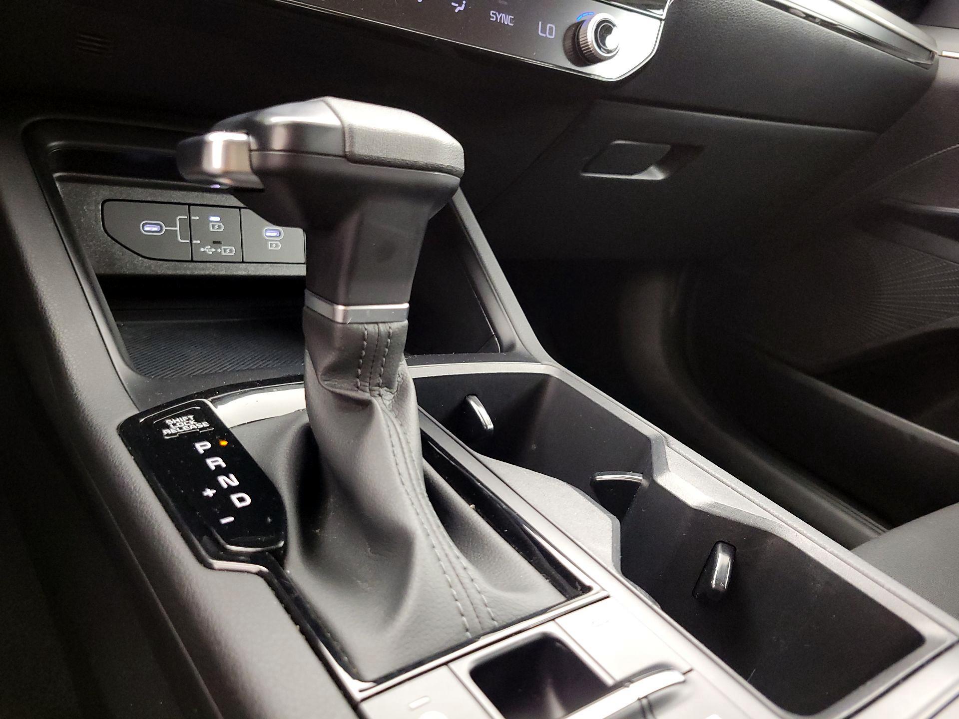 Thumbnail: 2025 Kia K5 - 17