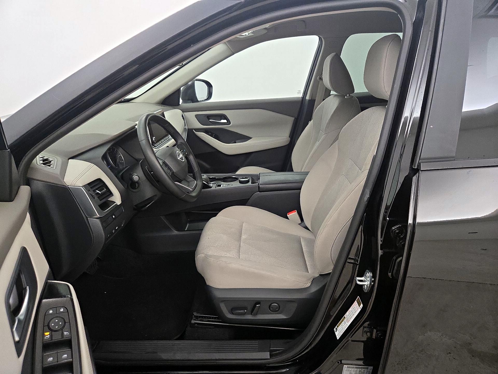 Thumbnail: 2025 Nissan Rogue - 11