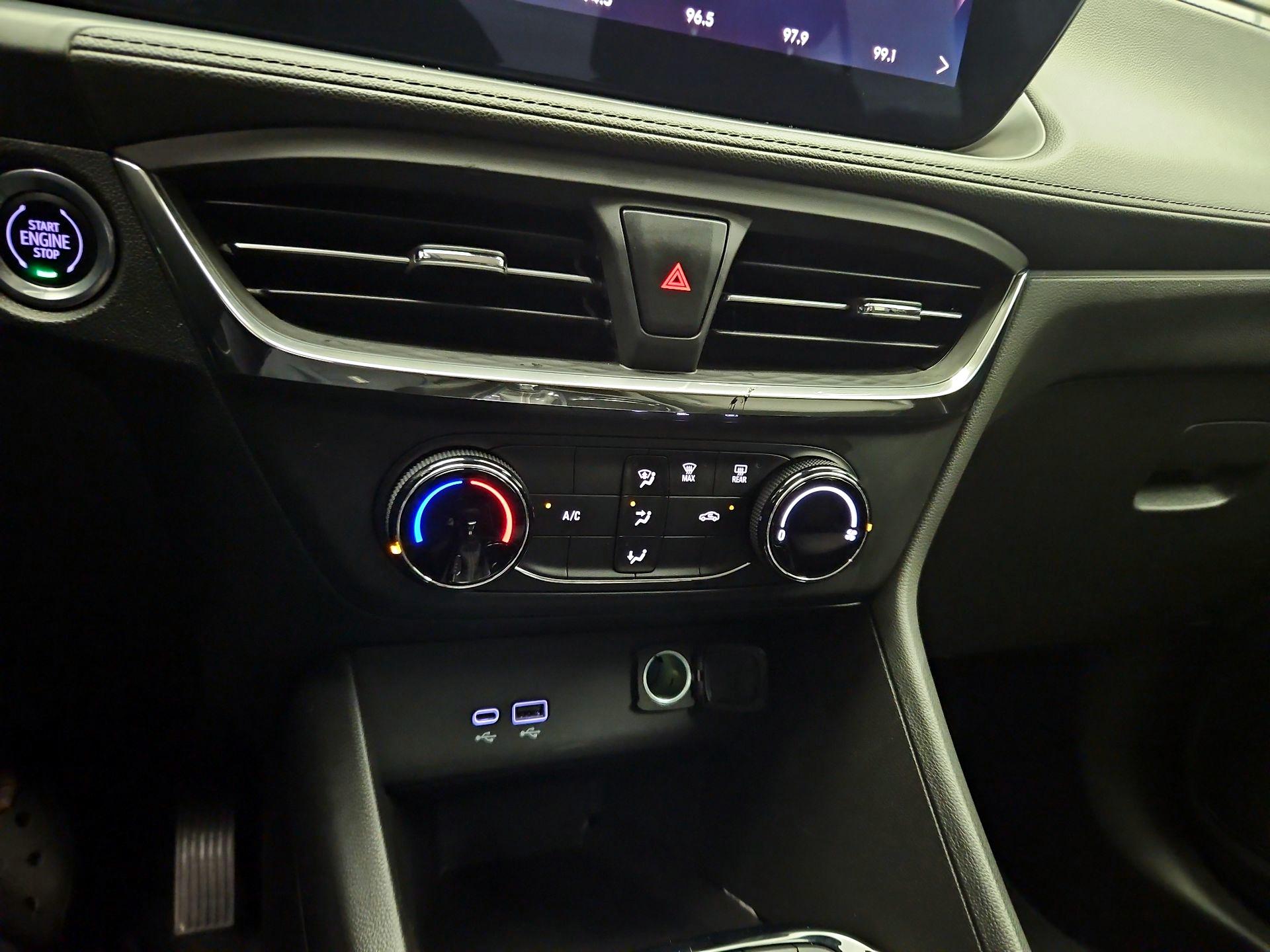 Thumbnail: 2025 Buick Encore GX - 15