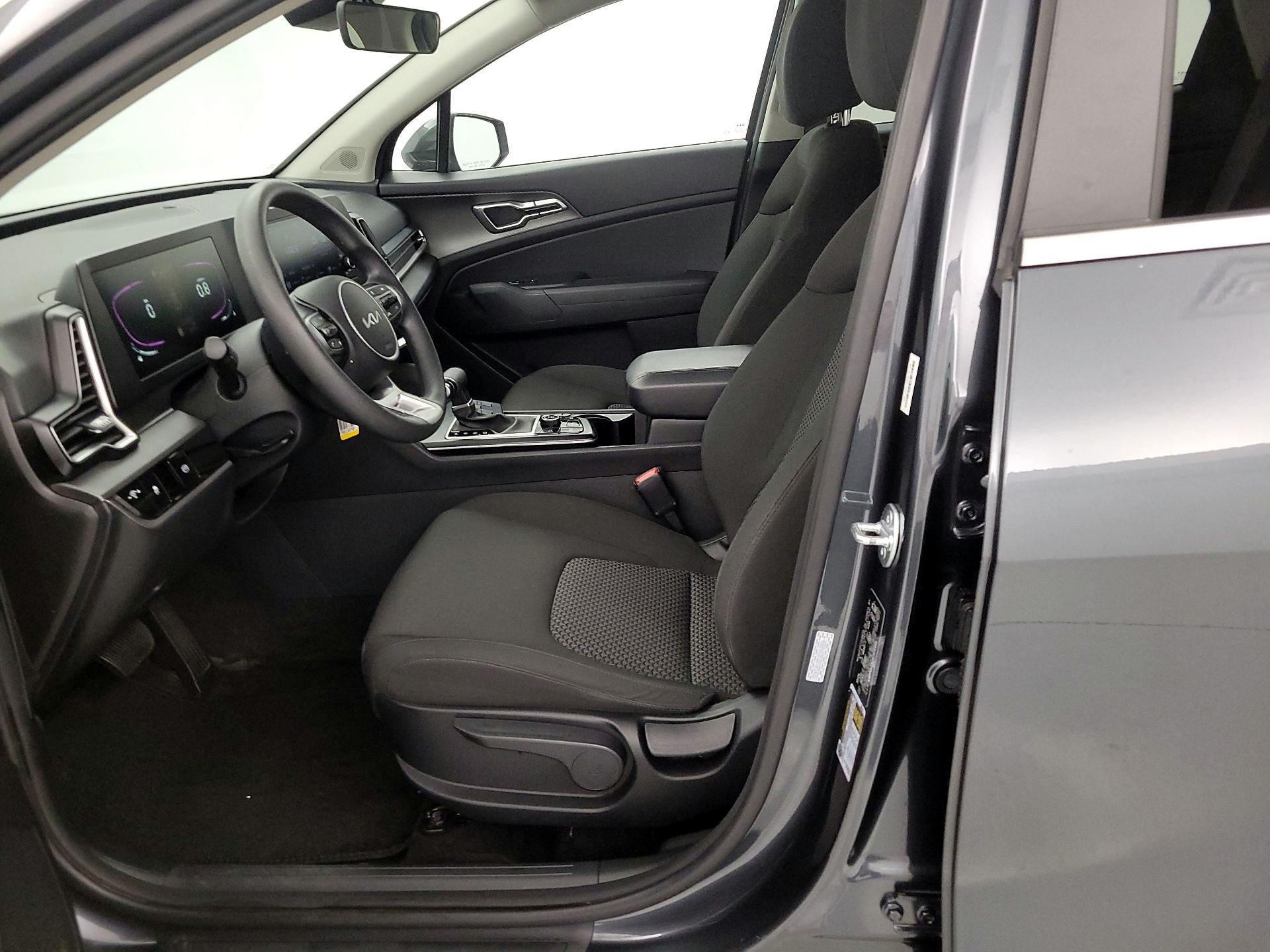 Thumbnail: 2025 Kia Sportage - 11