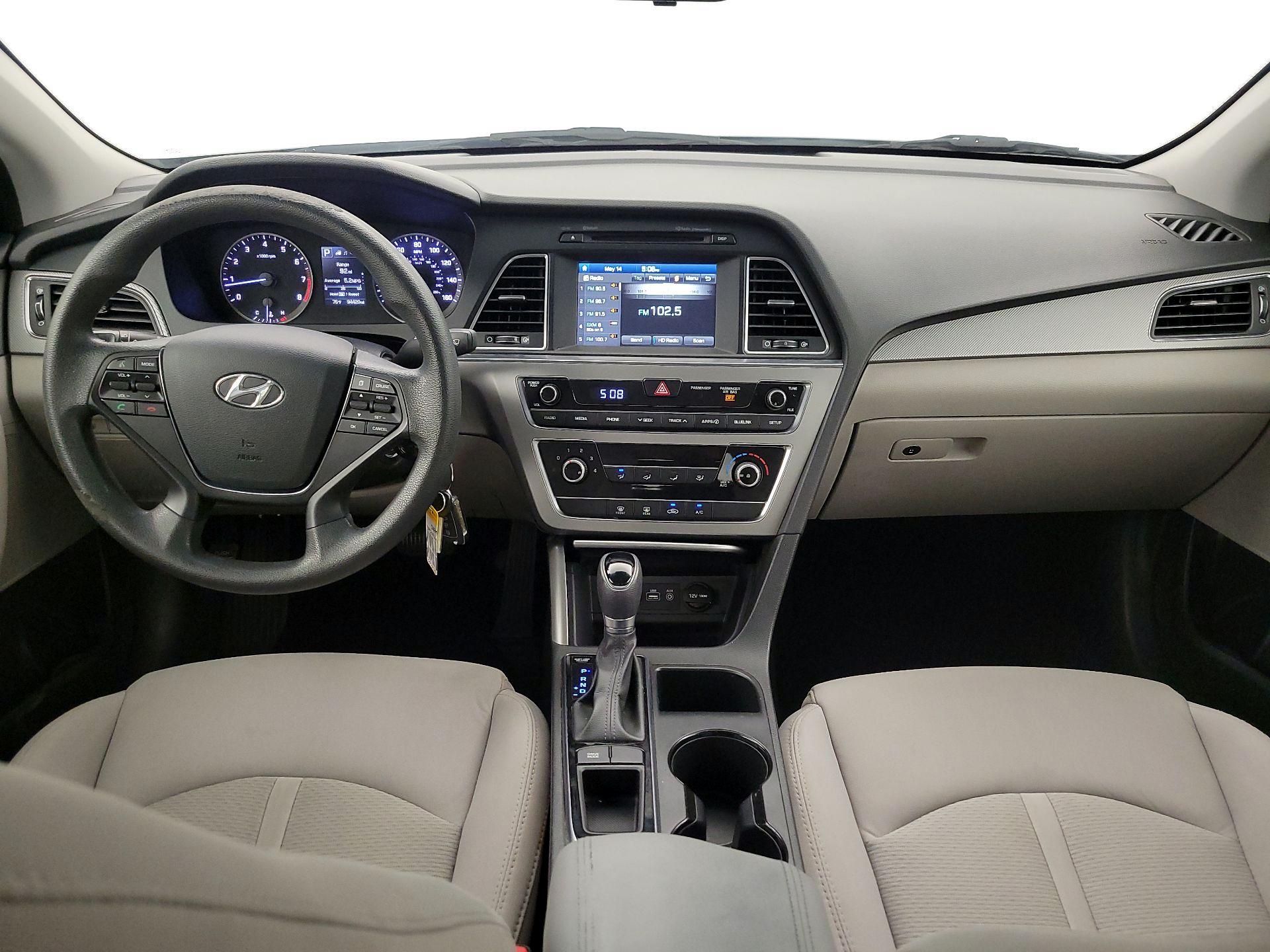 Thumbnail: 2016 Hyundai Sonata - 9