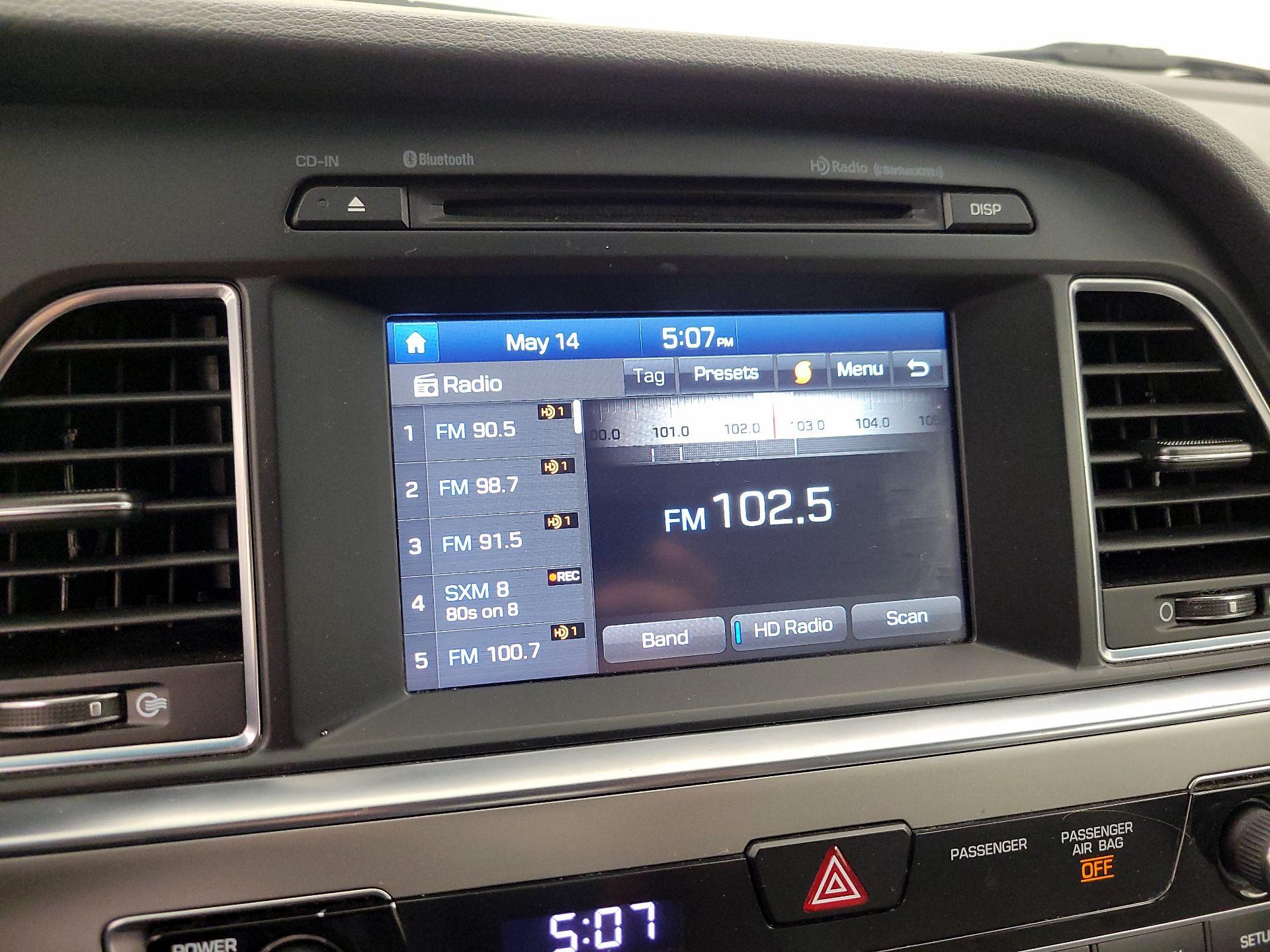 Thumbnail: 2016 Hyundai Sonata - 15
