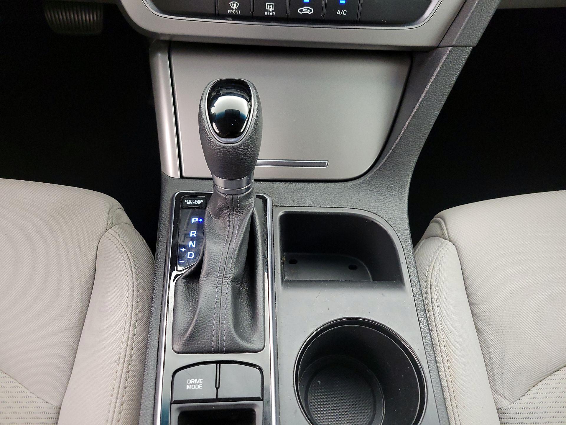 Thumbnail: 2016 Hyundai Sonata - 17
