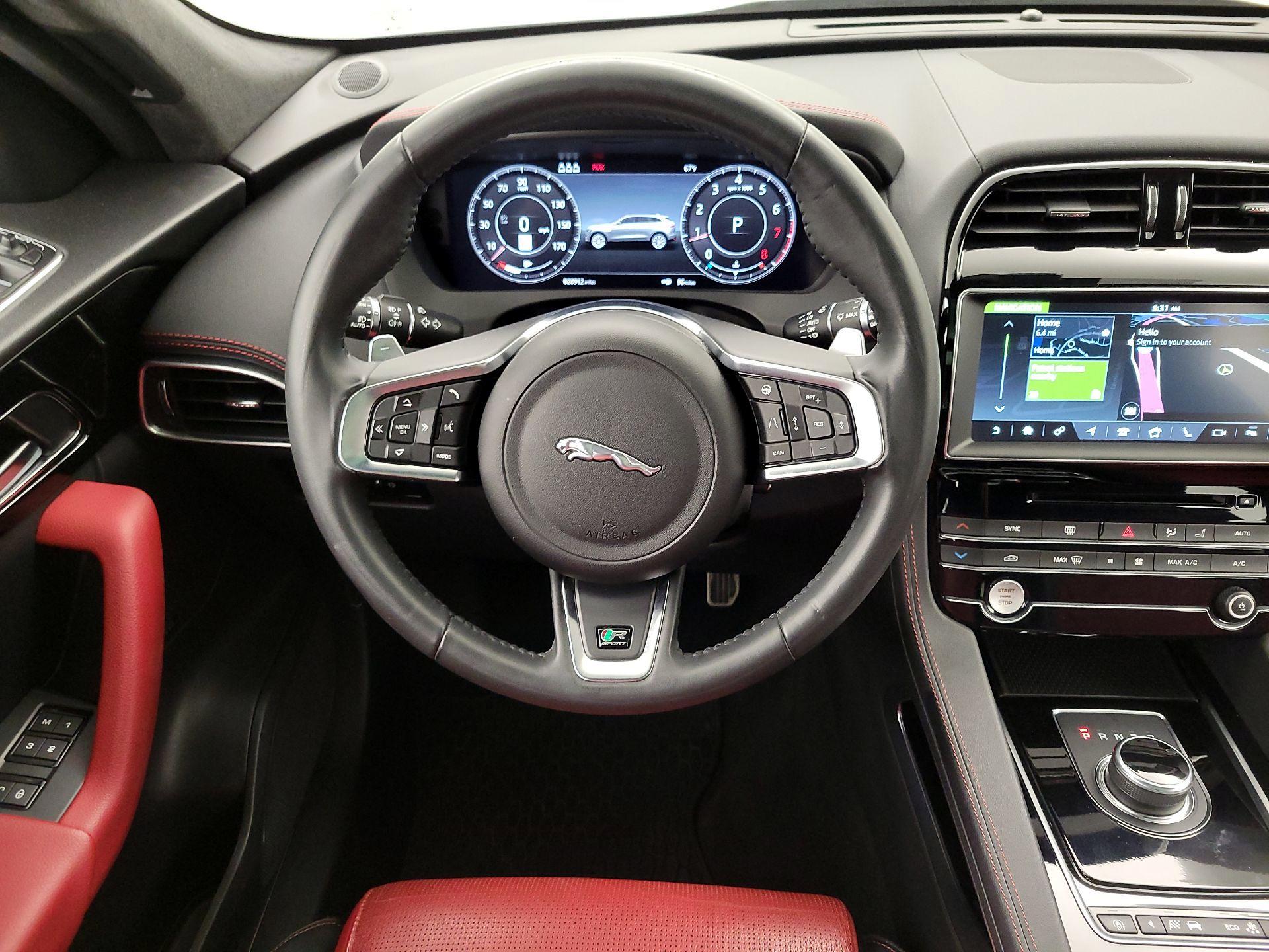 Thumbnail: 2020 Jaguar F-Pace - 10