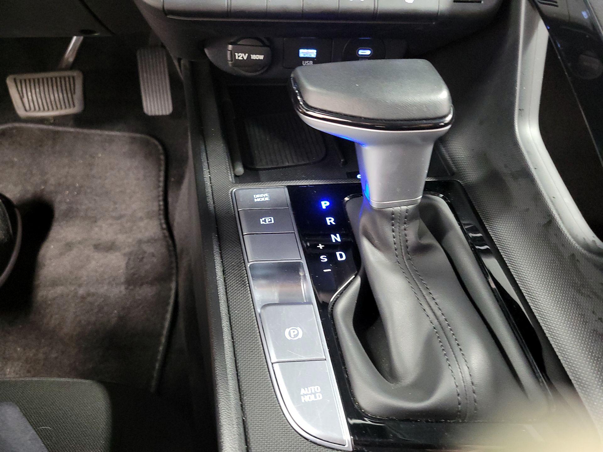 Thumbnail: 2025 Hyundai Elantra - 16