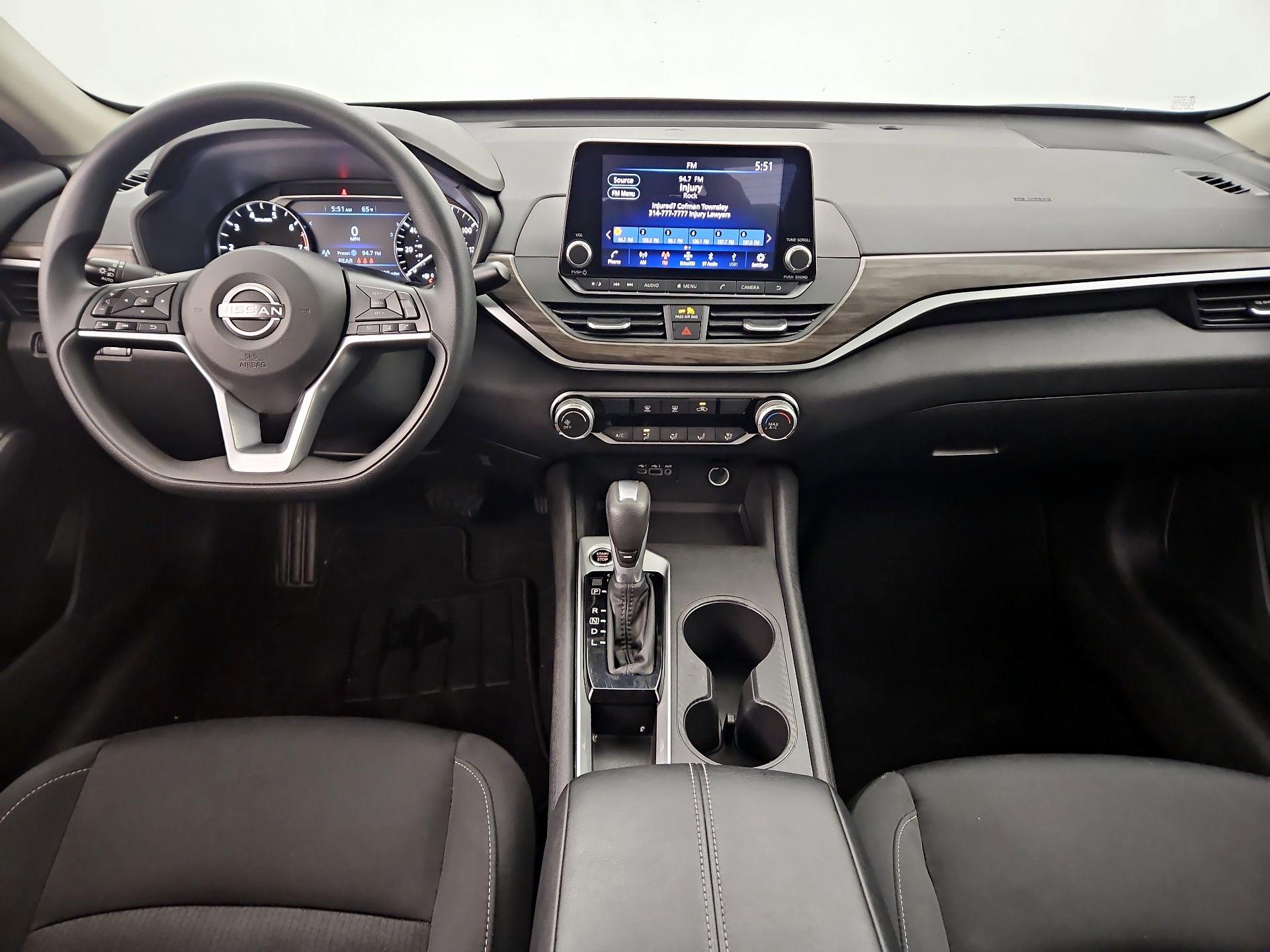 Thumbnail: 2025 Nissan Altima - 9
