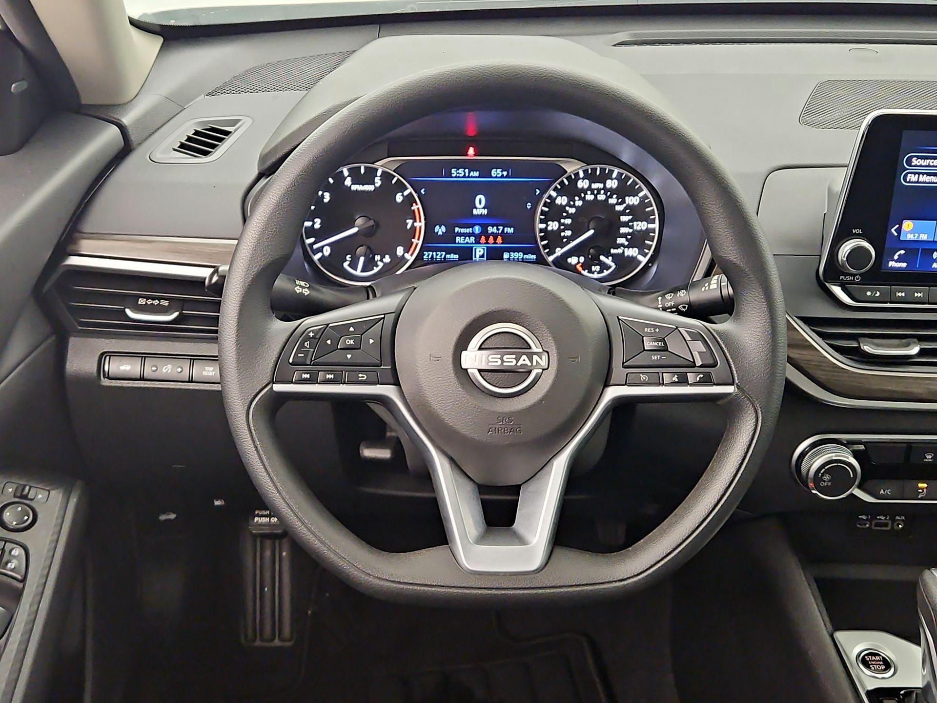 Thumbnail: 2025 Nissan Altima - 10