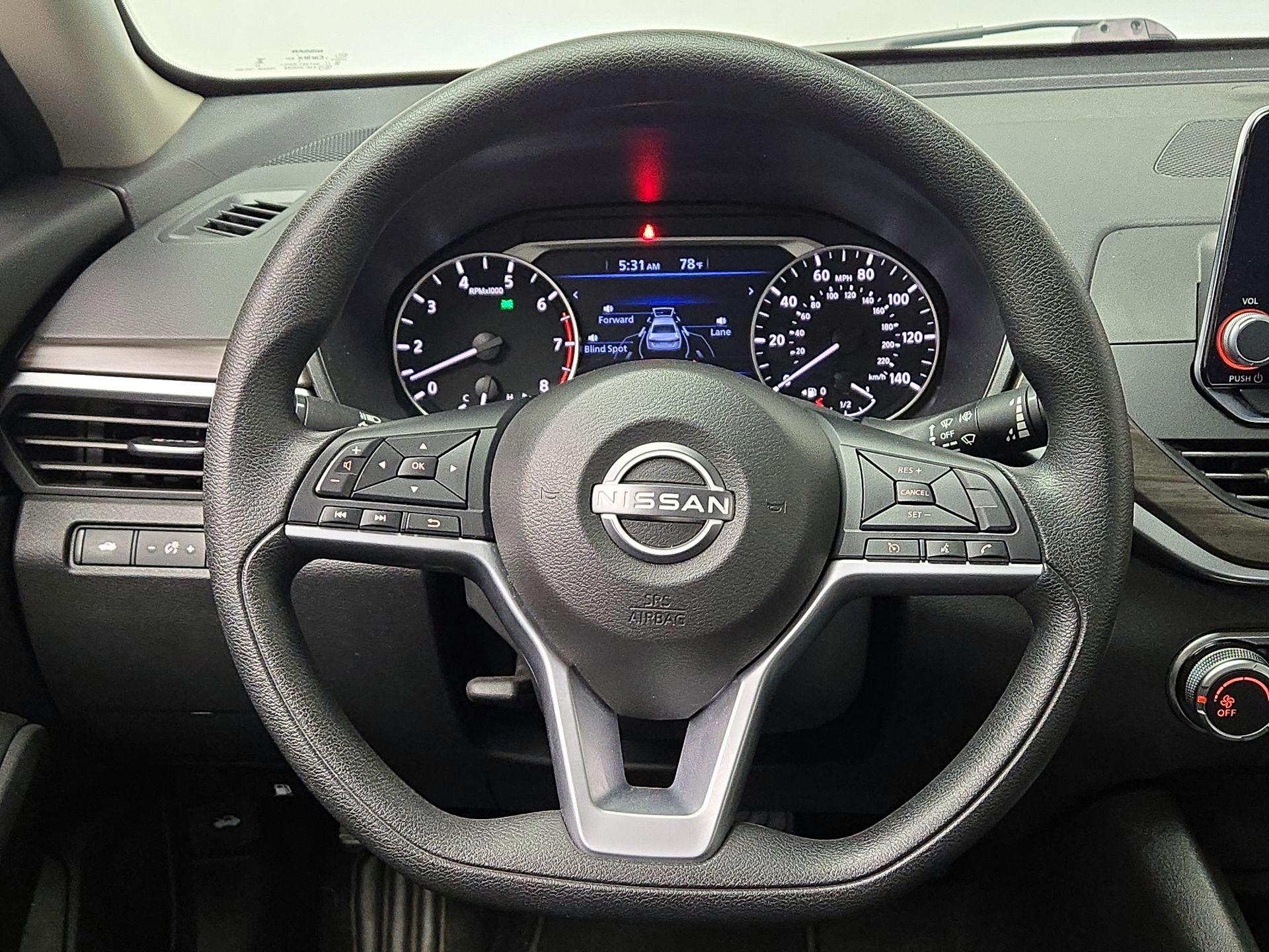 Thumbnail: 2025 Nissan Altima - 10