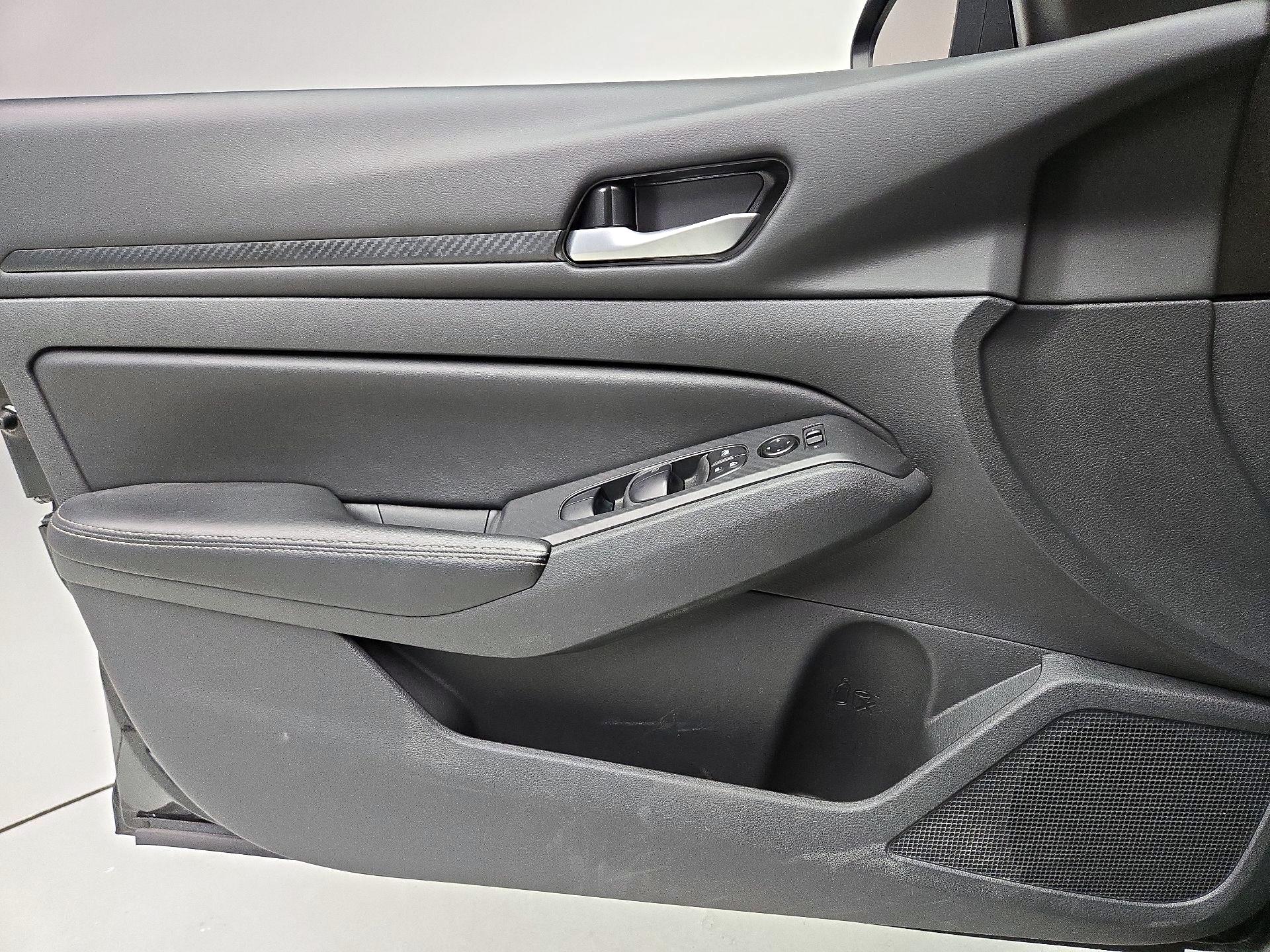 Thumbnail: 2025 Nissan Altima - 12