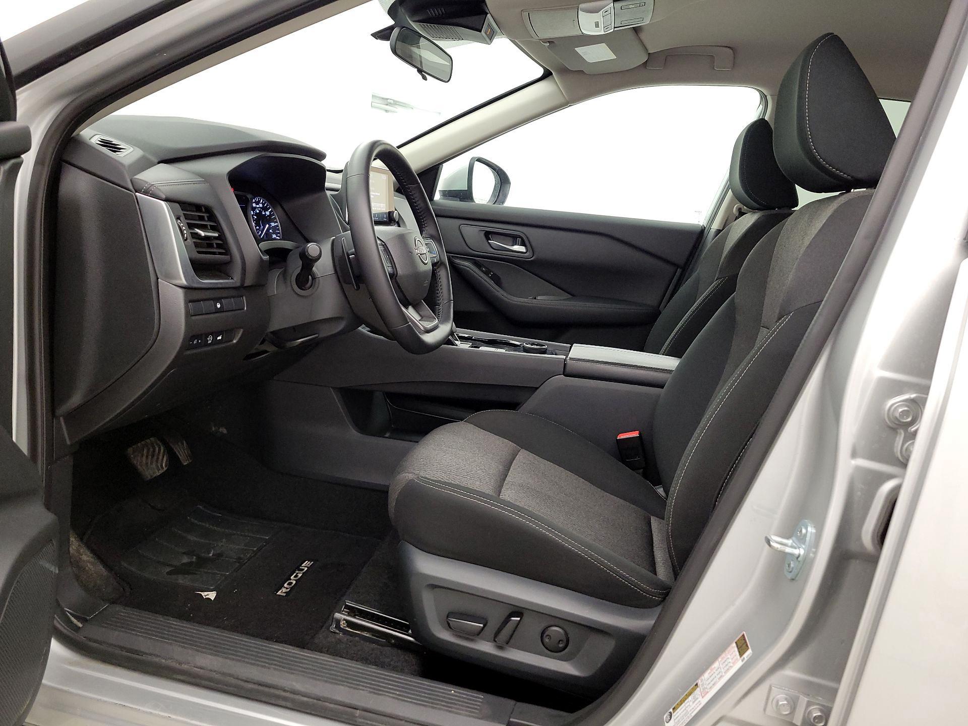 Thumbnail: 2025 Nissan Rogue - 11