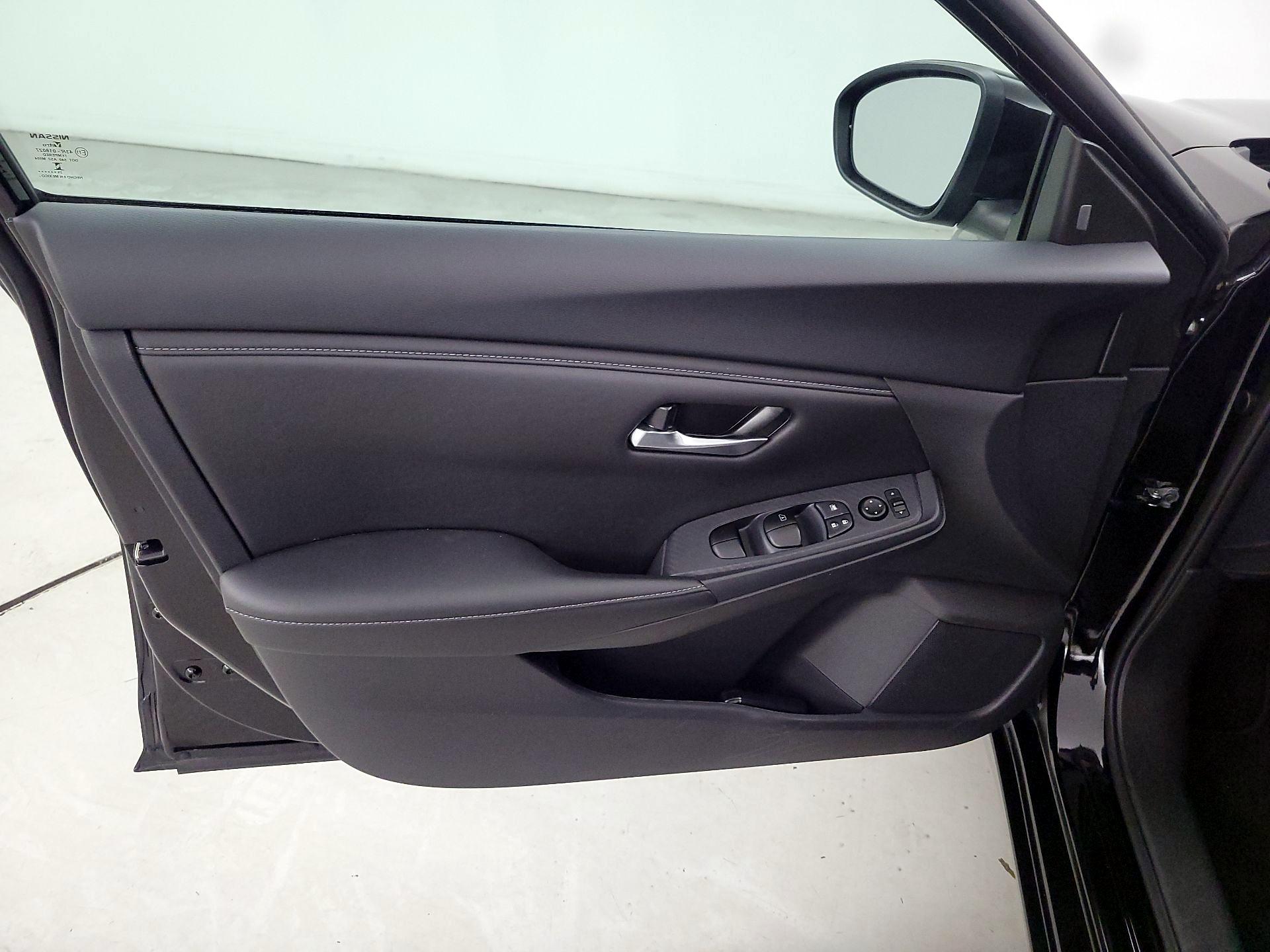 Thumbnail: 2025 Nissan Sentra - 12