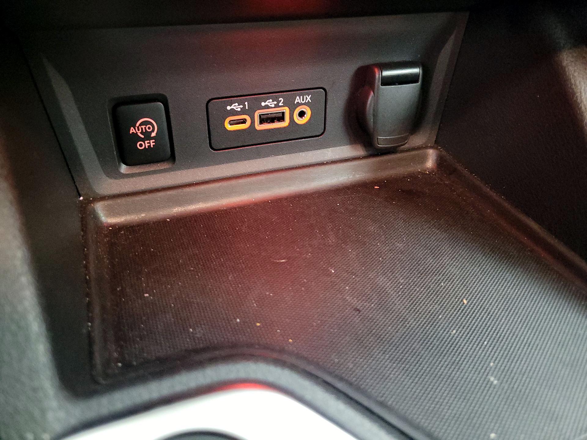 Thumbnail: 2025 Nissan Sentra - 18