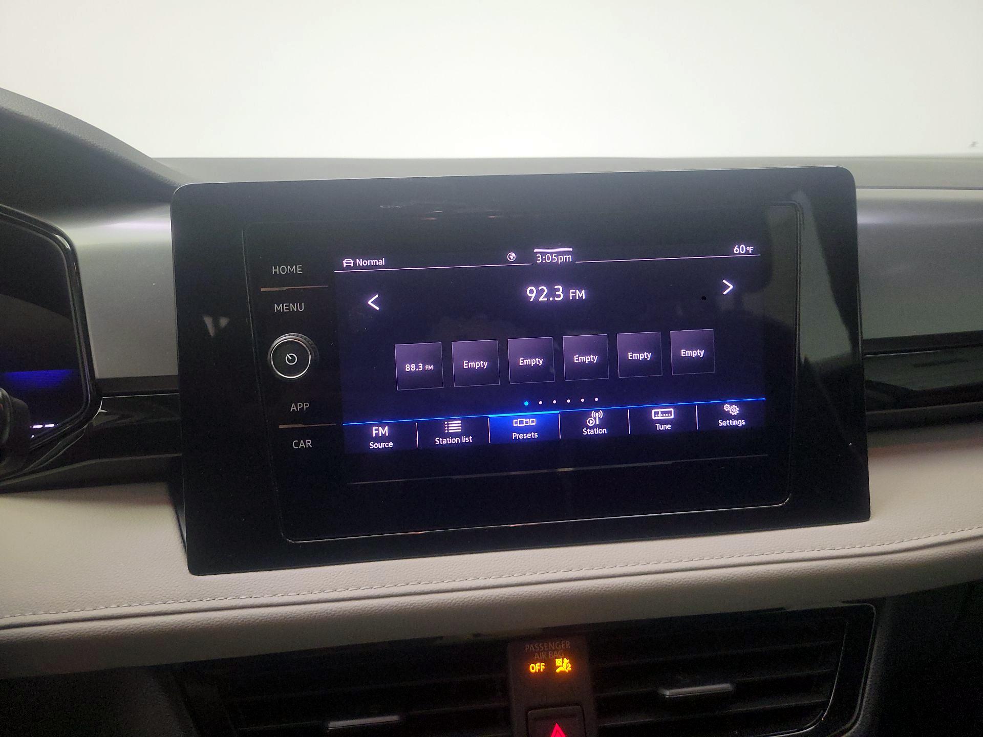 Thumbnail: 2025 Volkswagen Taos - 13