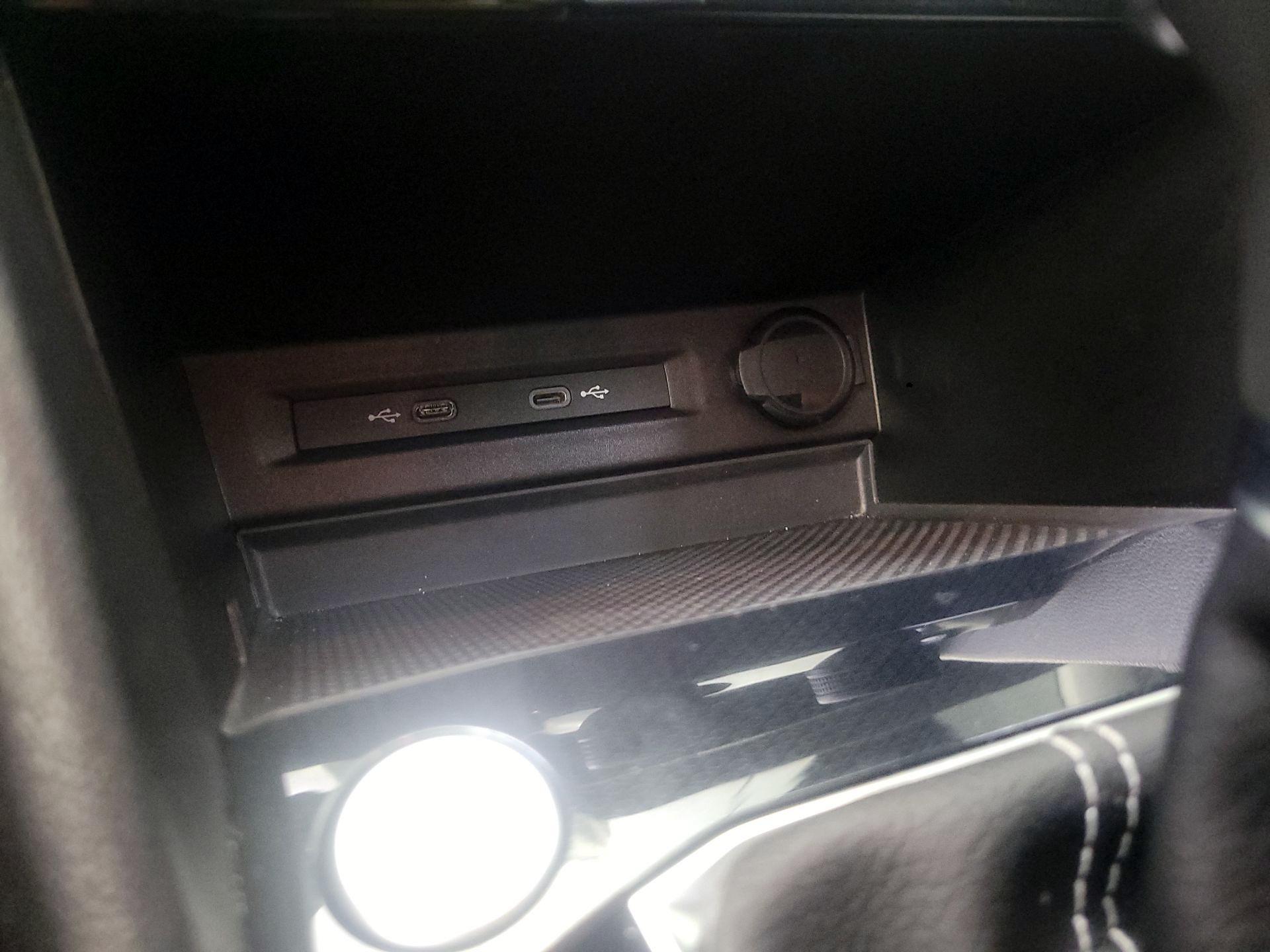 Thumbnail: 2025 Volkswagen Taos - 16