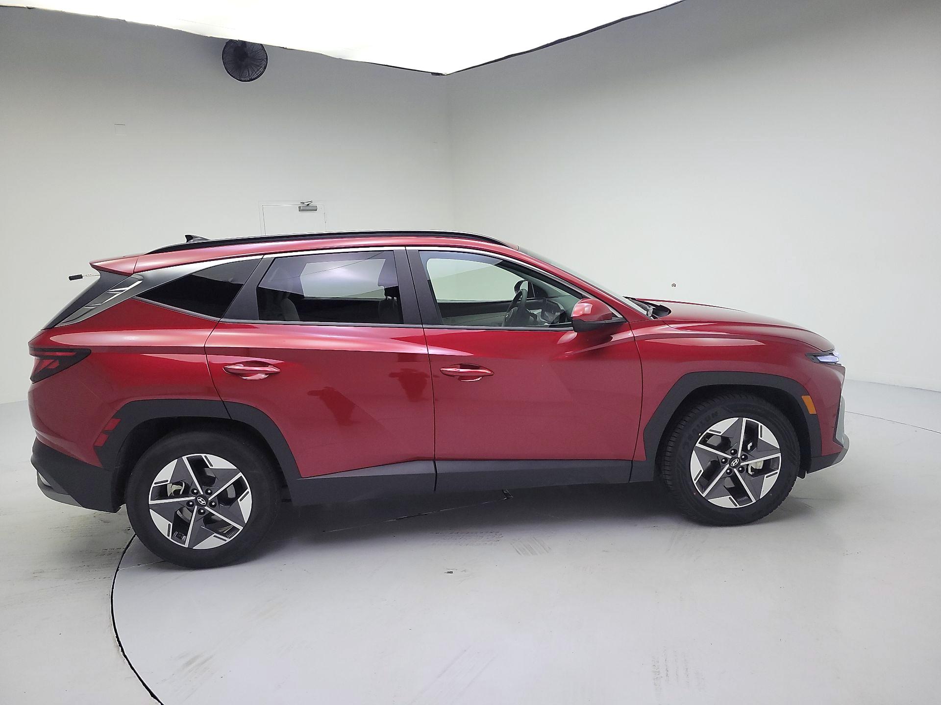 Thumbnail: 2025 Hyundai Tucson - 4