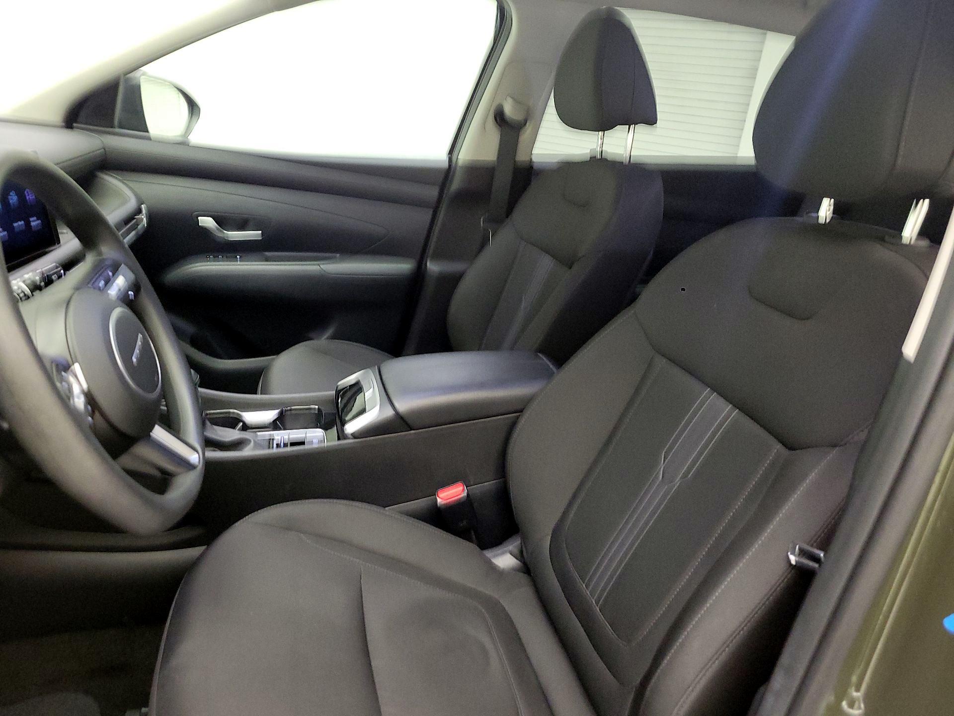 Thumbnail: 2025 Hyundai Tucson - 9