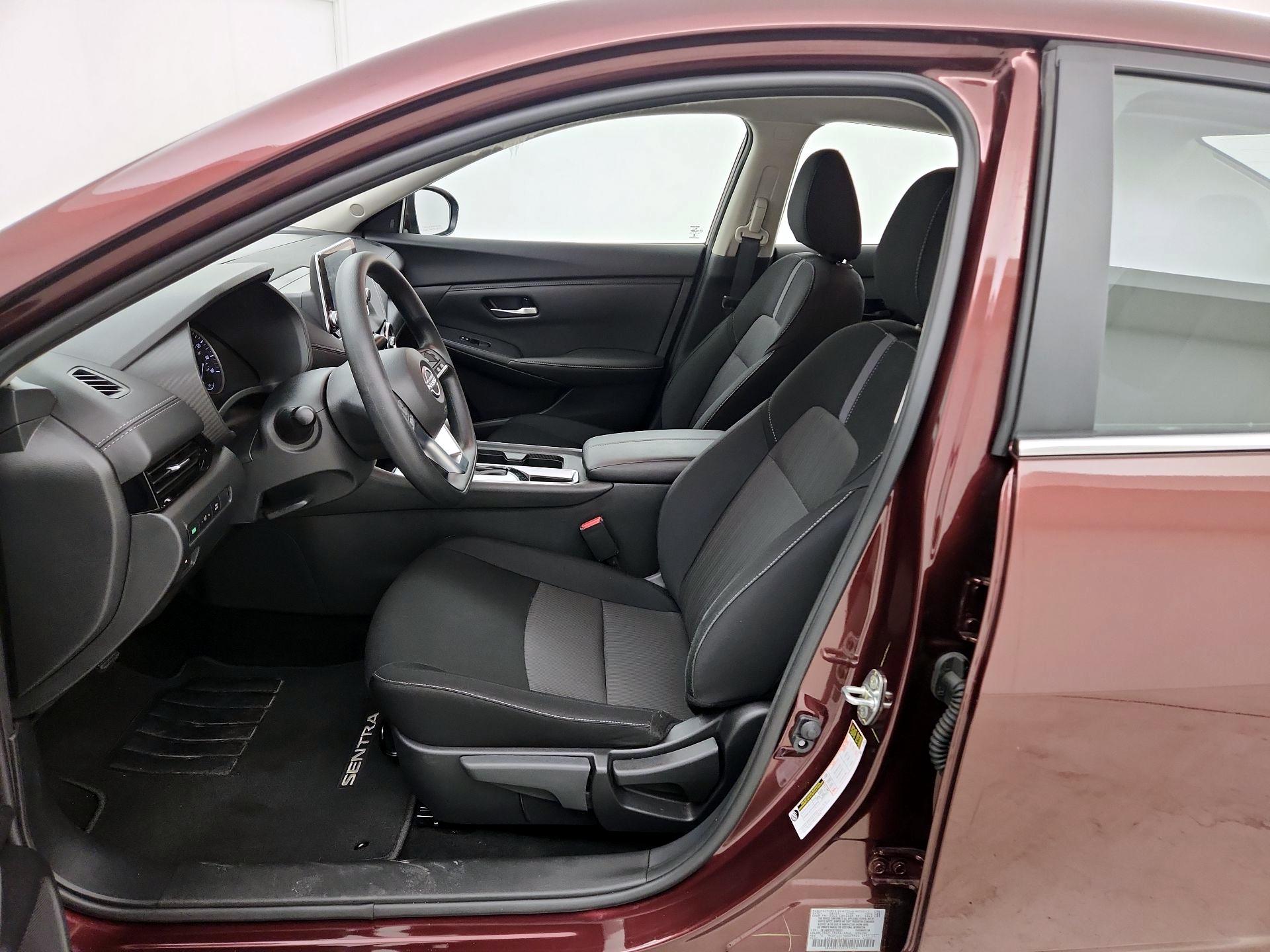 Thumbnail: 2025 Nissan Sentra - 11