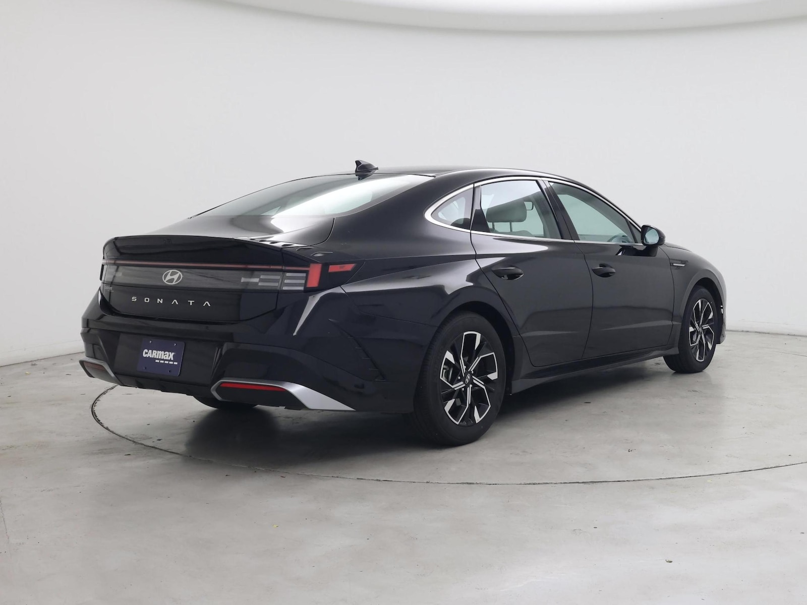 2025 Hyundai Sonata SEL - Photo 9