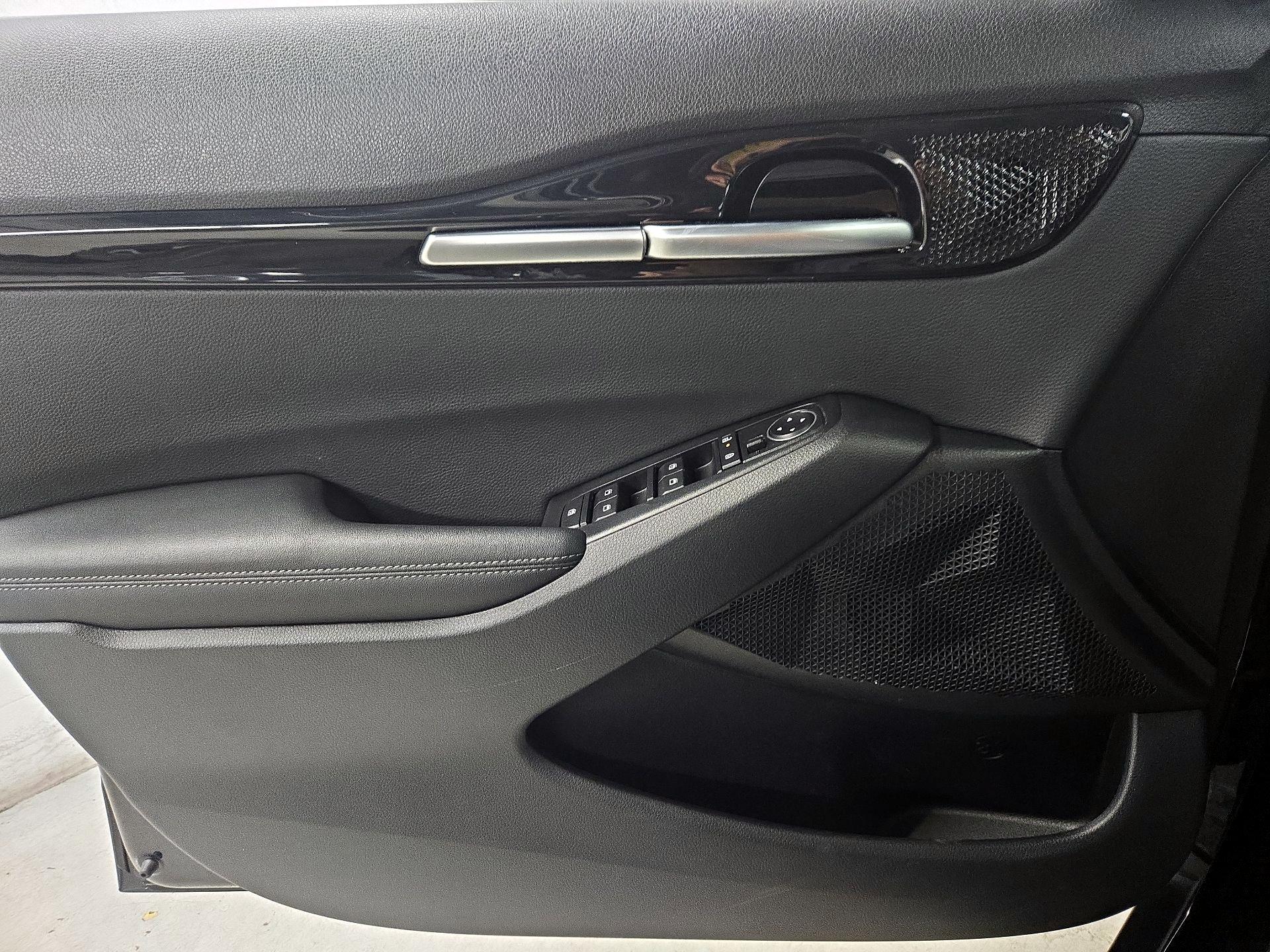 Thumbnail: 2025 Kia Seltos - 12