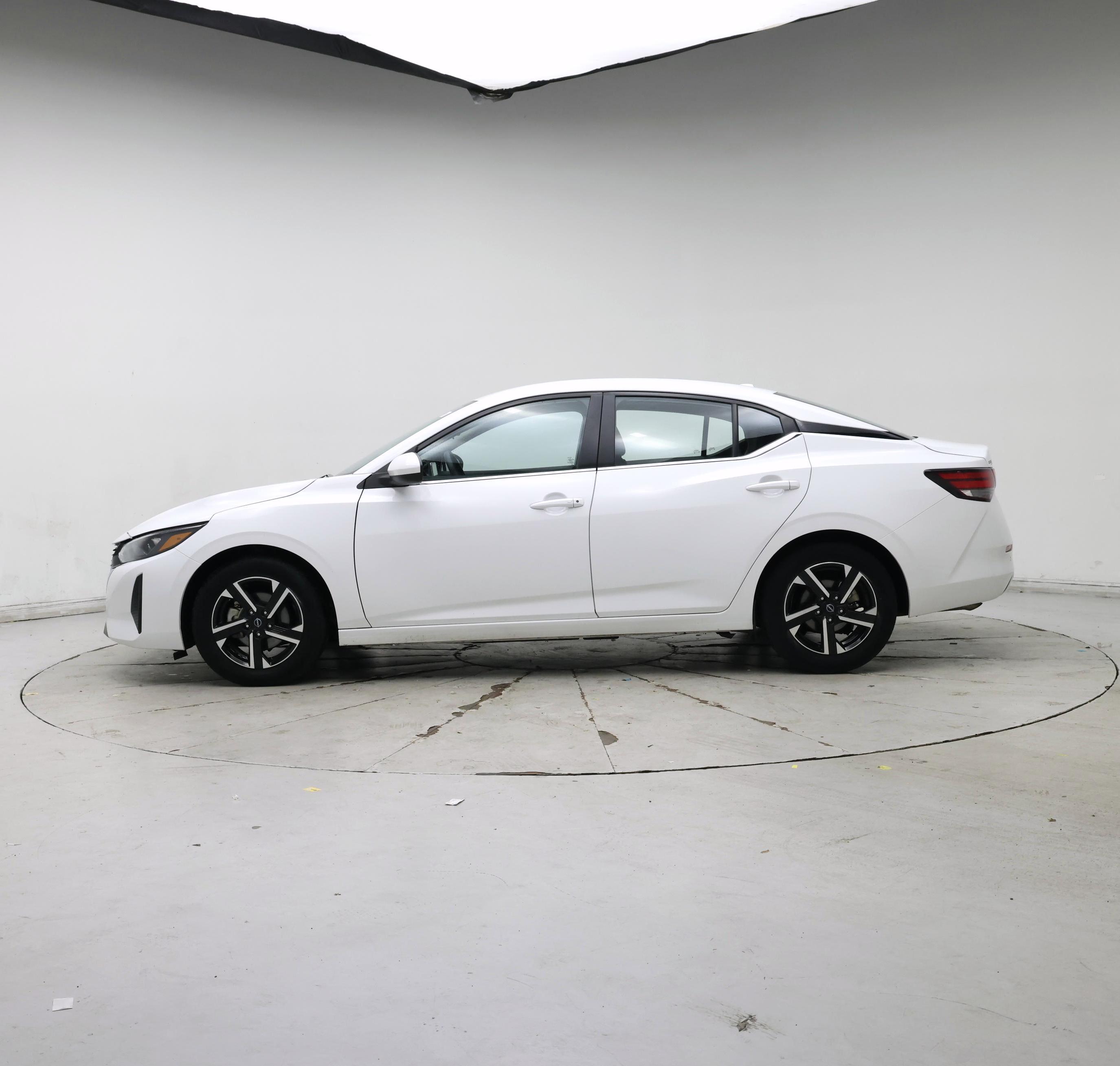 Thumbnail: 2025 Nissan Sentra - 3