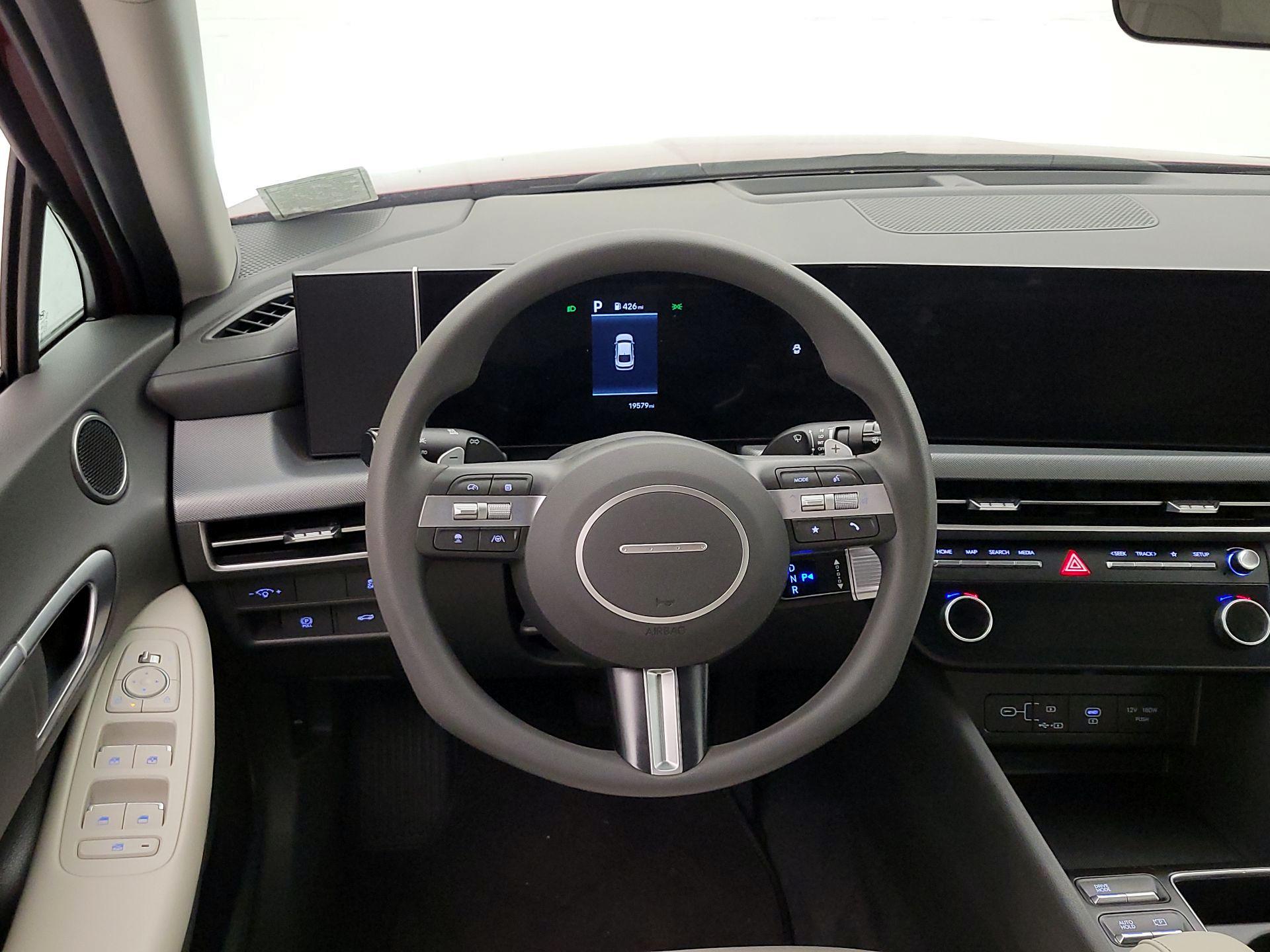 Thumbnail: 2025 Hyundai Sonata - 10