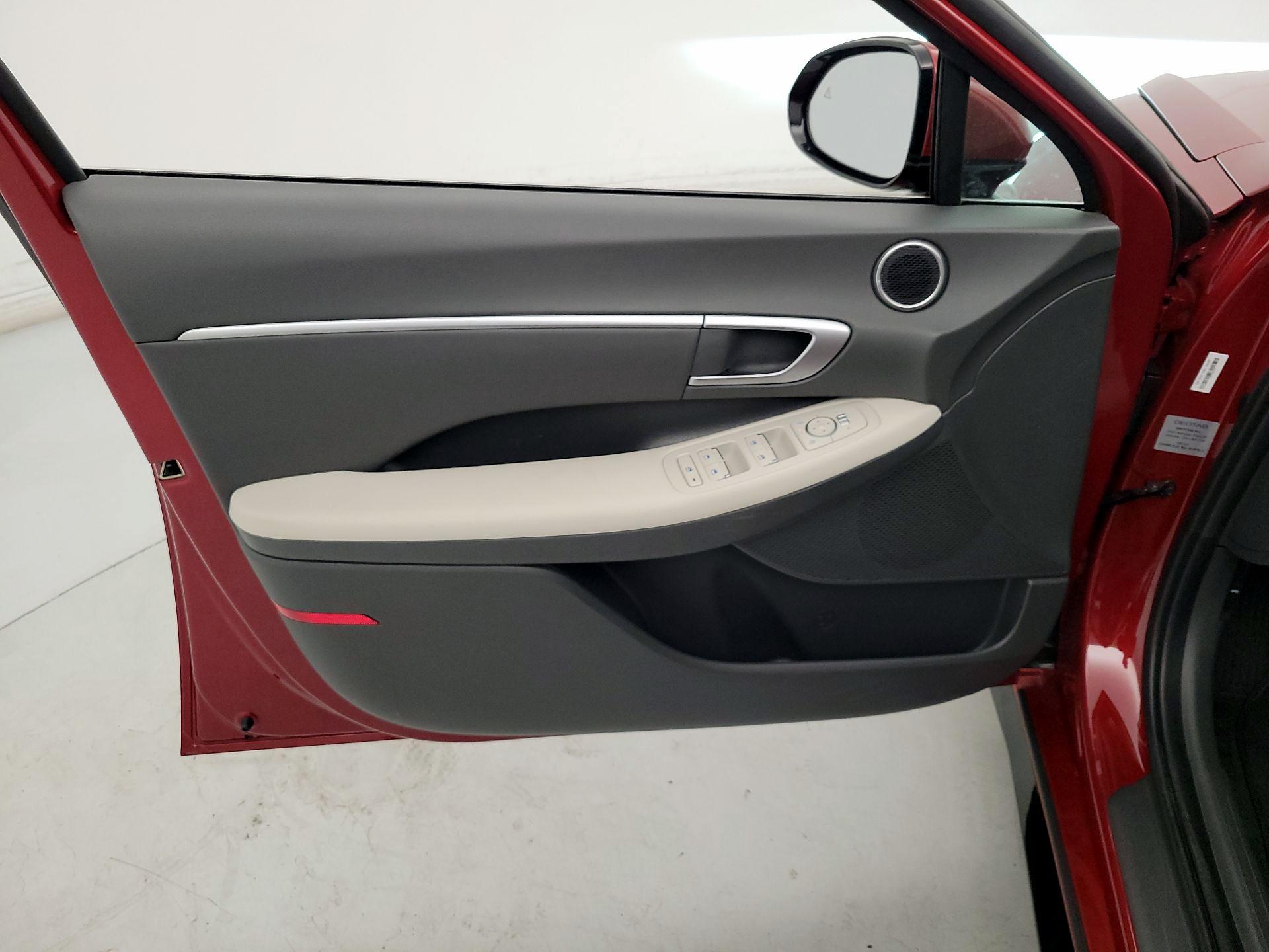 Thumbnail: 2025 Hyundai Sonata - 12