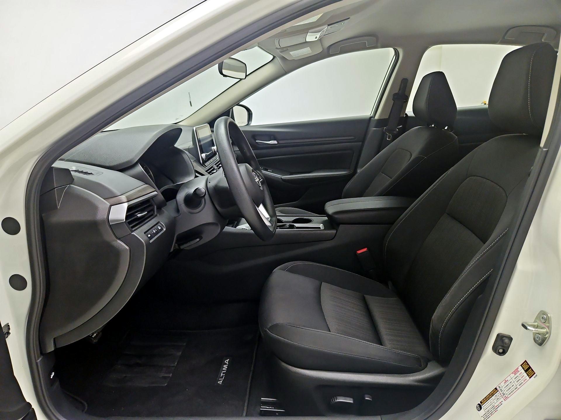 Thumbnail: 2025 Nissan Altima - 11