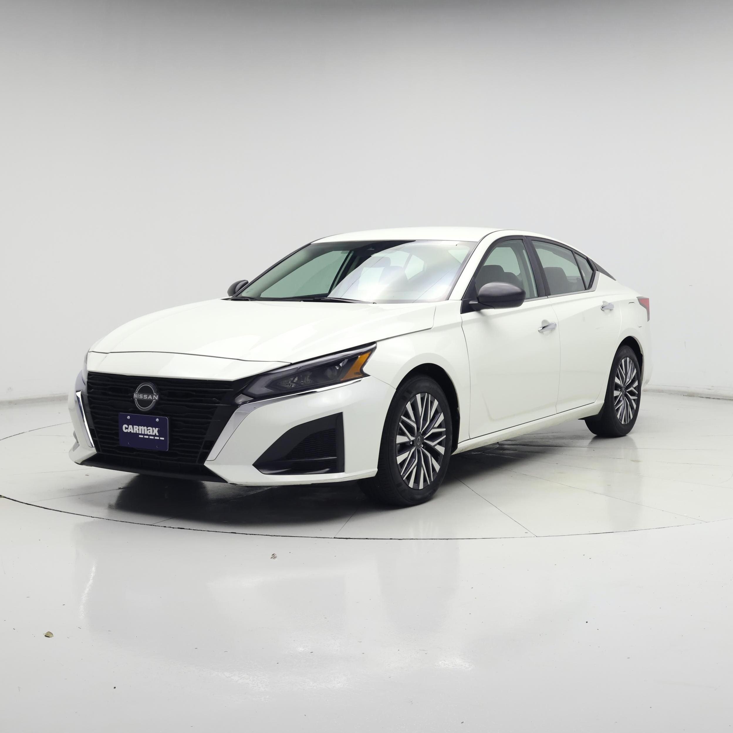 Thumbnail: 2025 Nissan Altima - 4