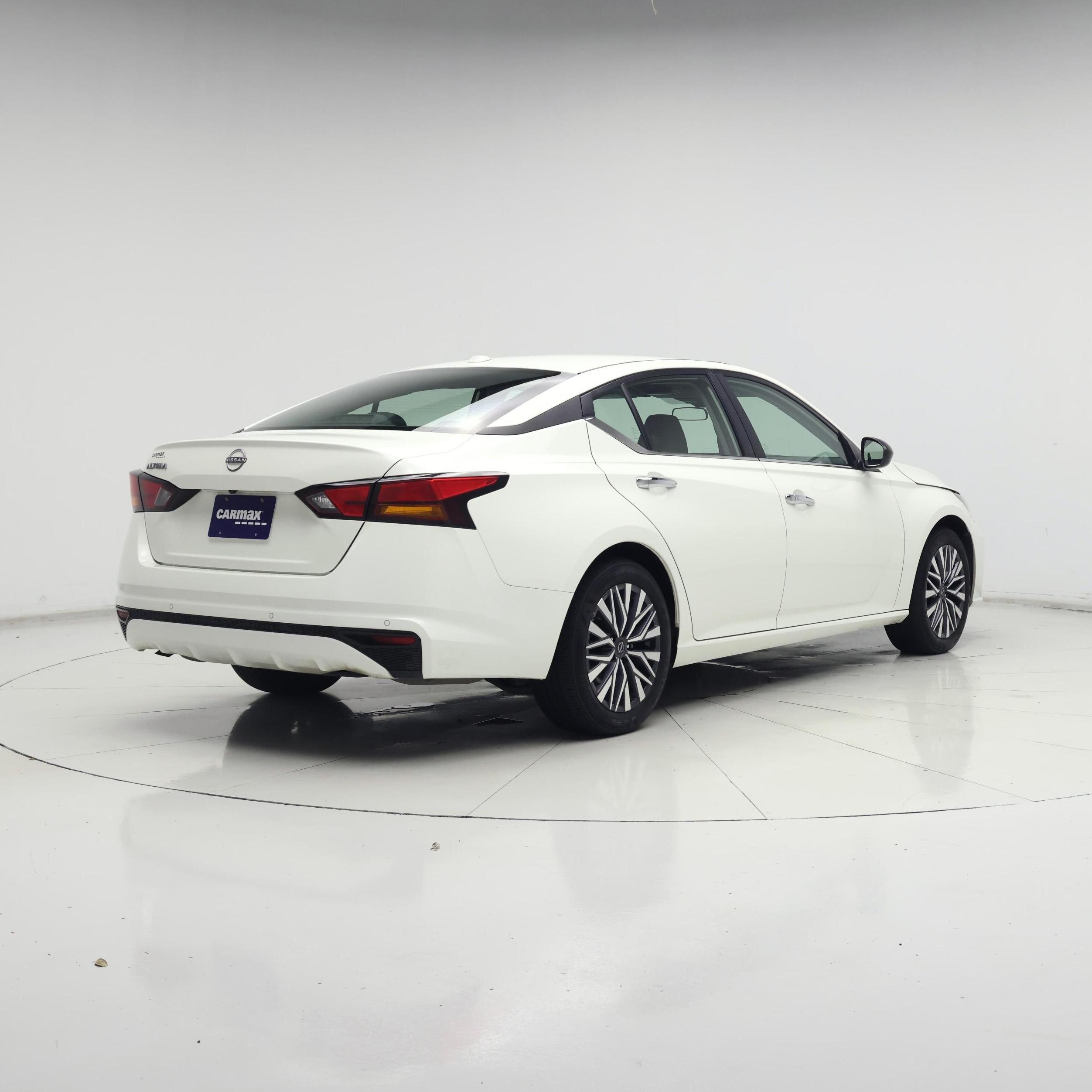 Thumbnail: 2025 Nissan Altima - 8