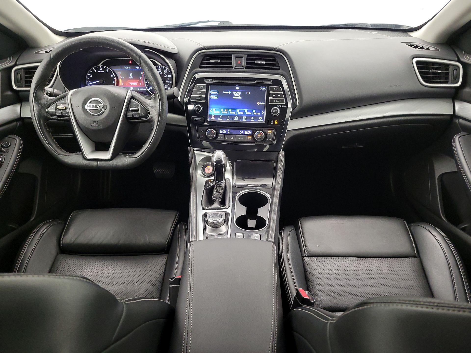 Thumbnail: 2016 Nissan Maxima - 9