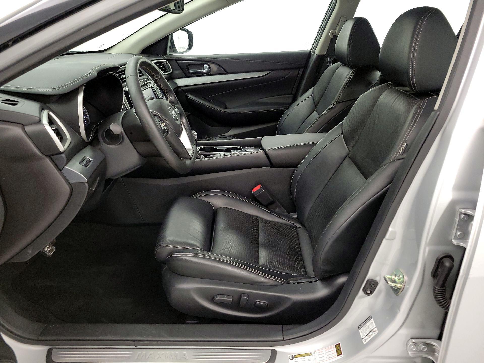 Thumbnail: 2016 Nissan Maxima - 11