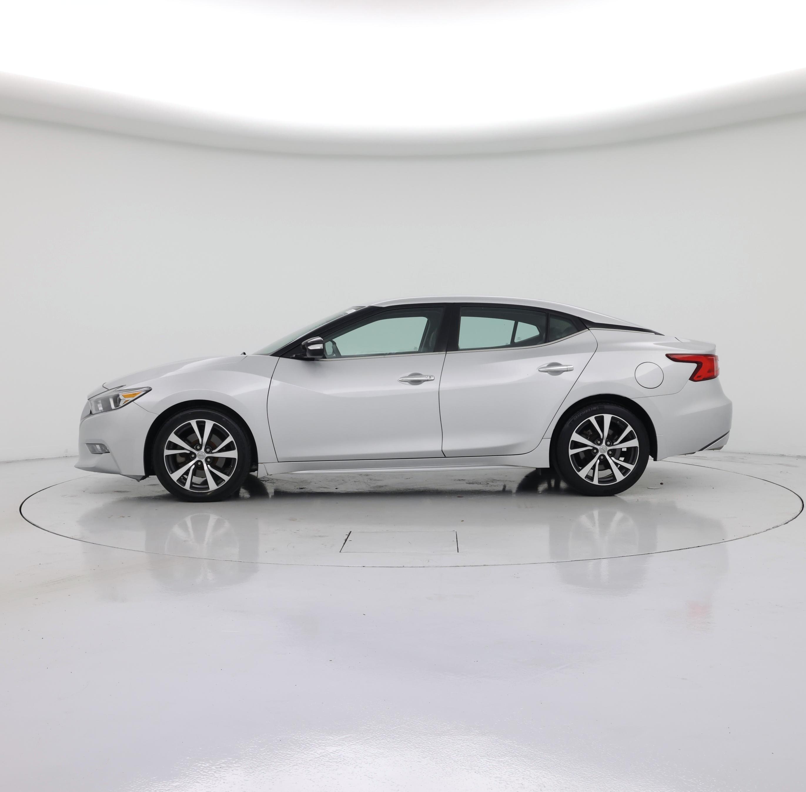 Thumbnail: 2016 Nissan Maxima - 3