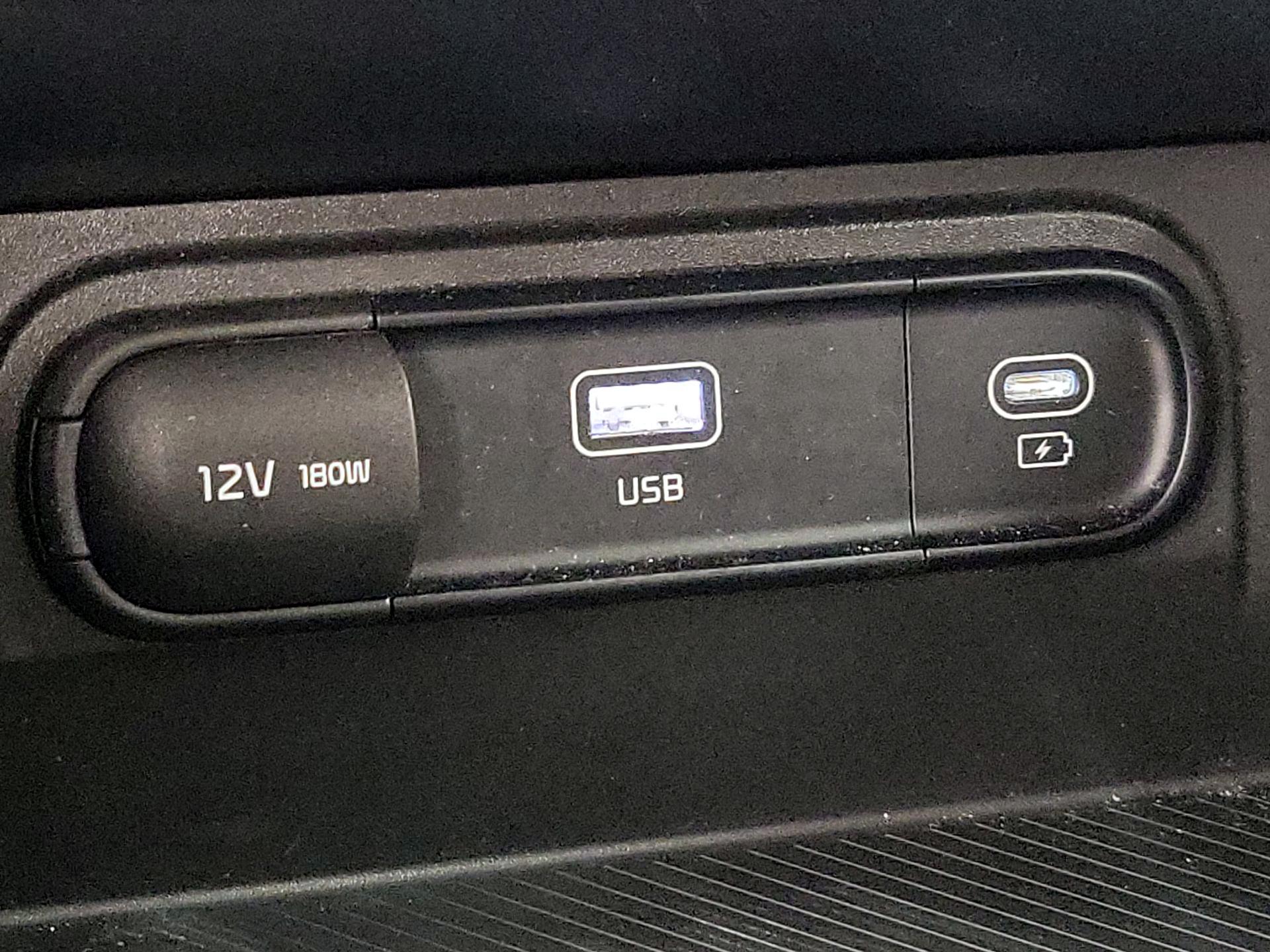 Thumbnail: 2025 Kia Sportage - 18