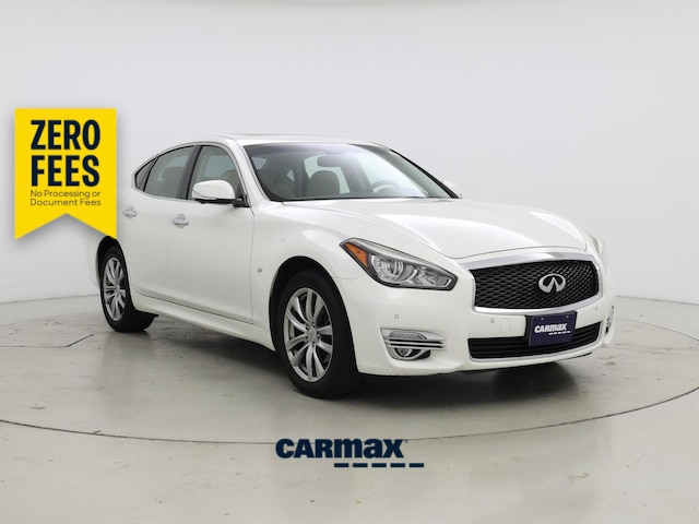 White 2015 INFINITI Q70 Sedan Automatic