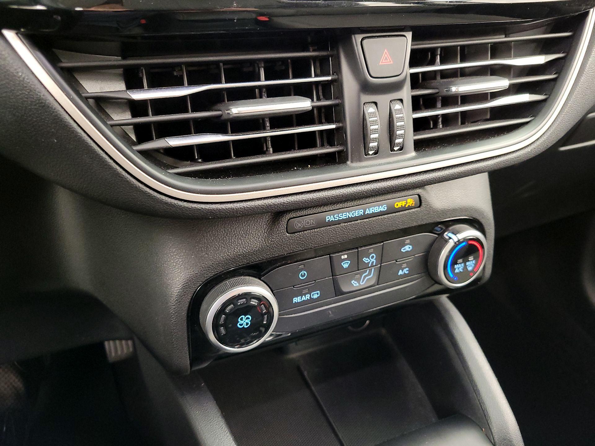 Thumbnail: 2021 Ford Escape - 16