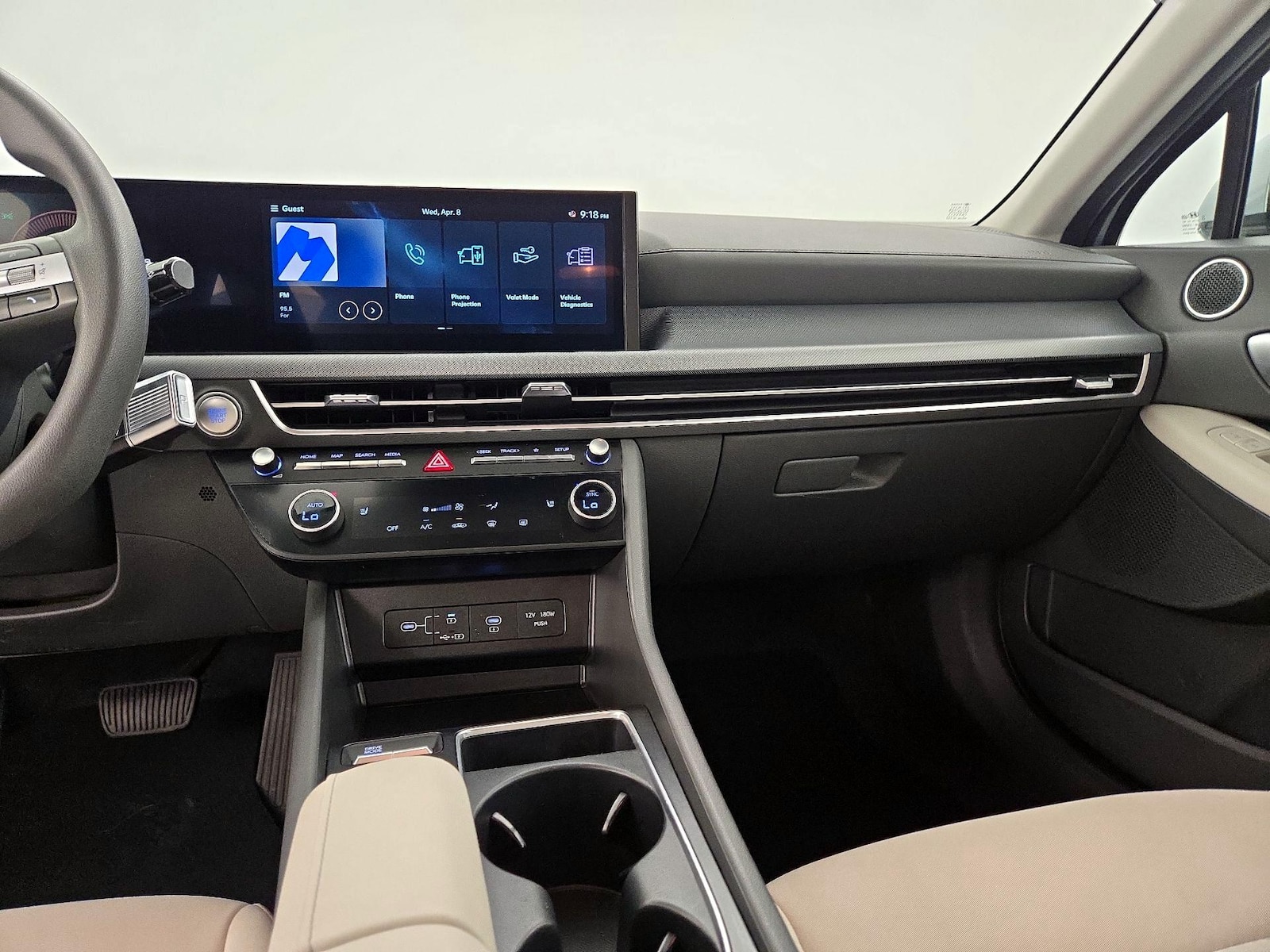 2025 Hyundai Sonata SEL - Photo 10