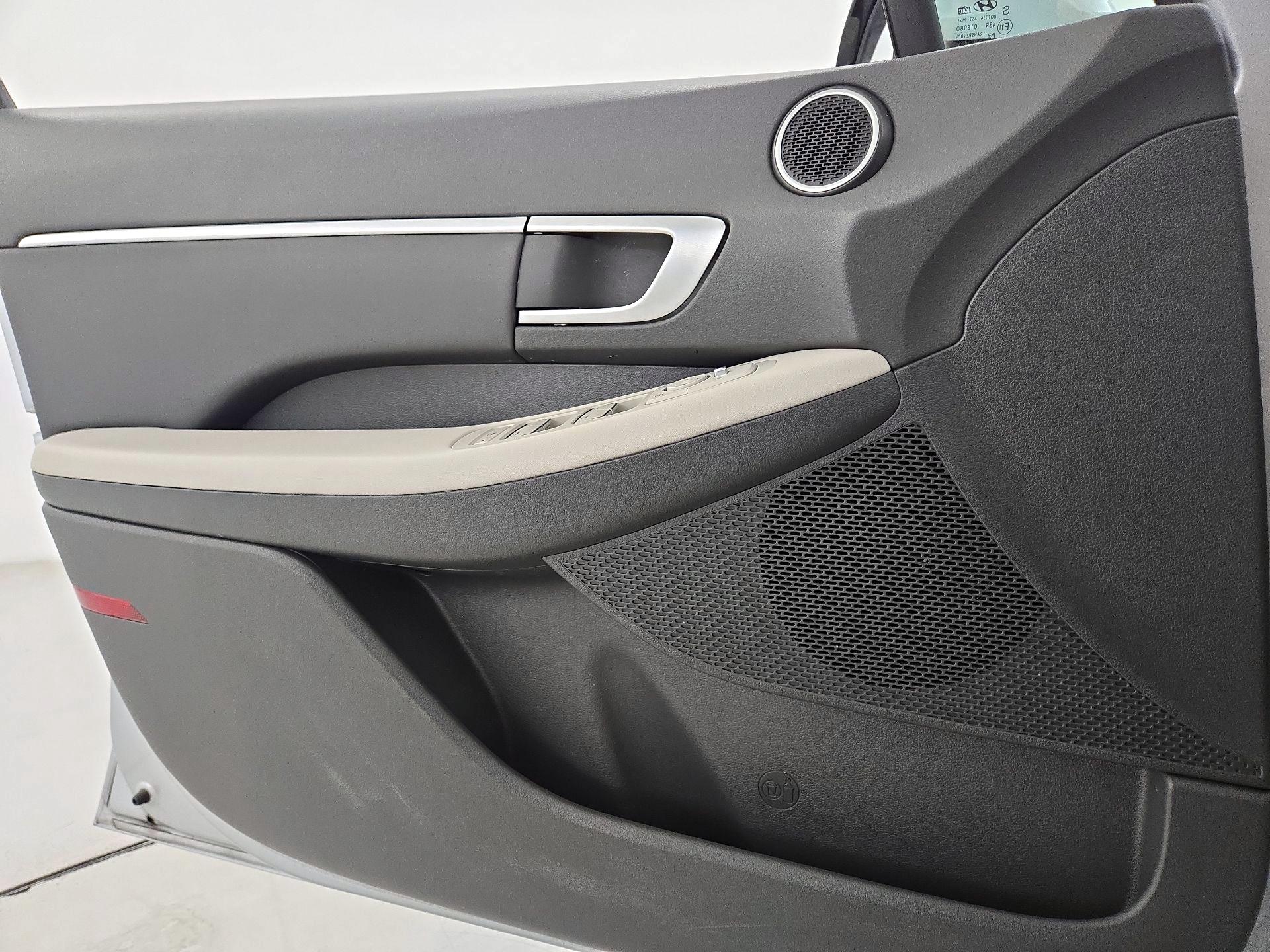 Thumbnail: 2025 Hyundai Sonata - 12