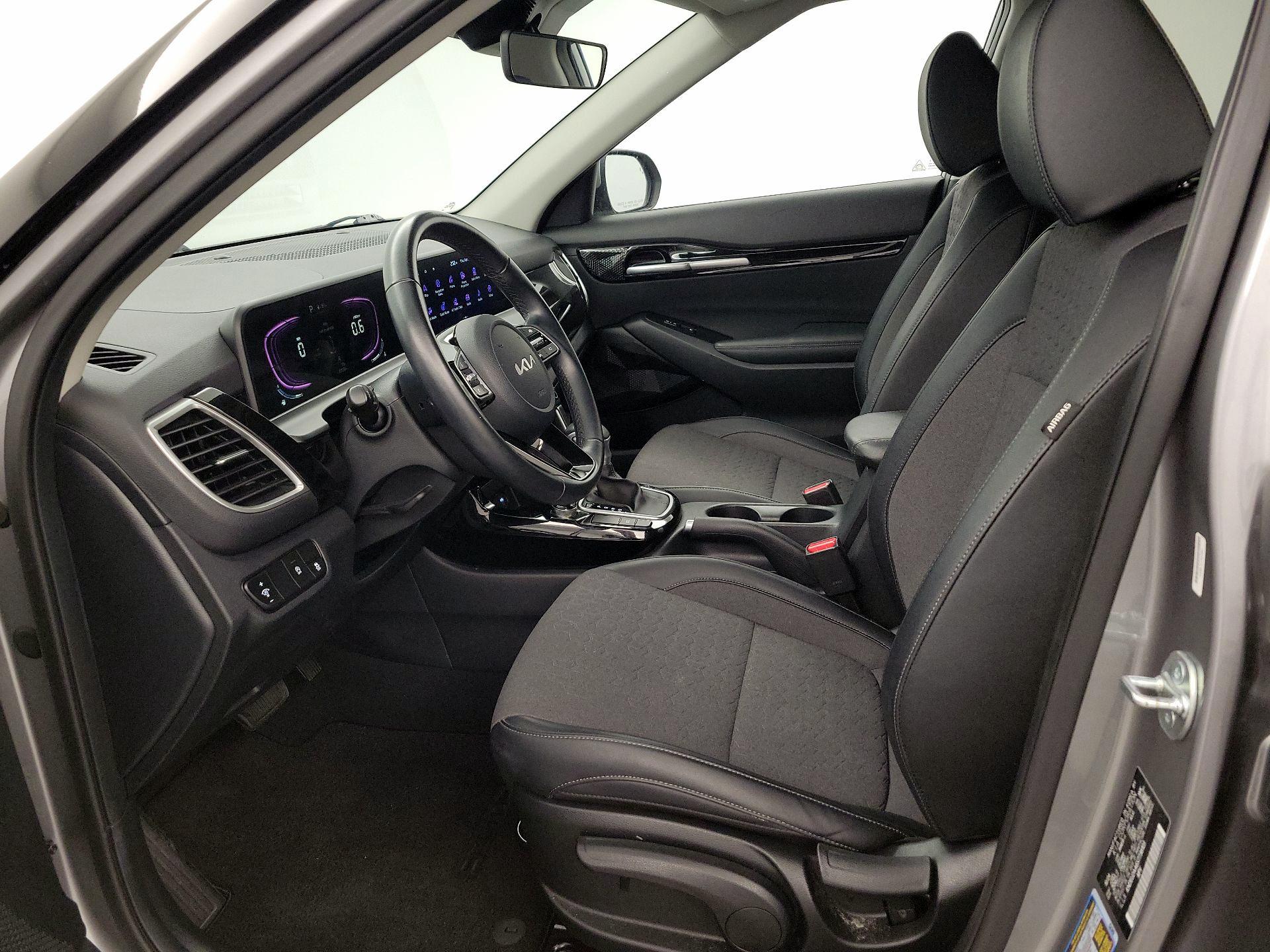 Thumbnail: 2025 Kia Seltos - 11