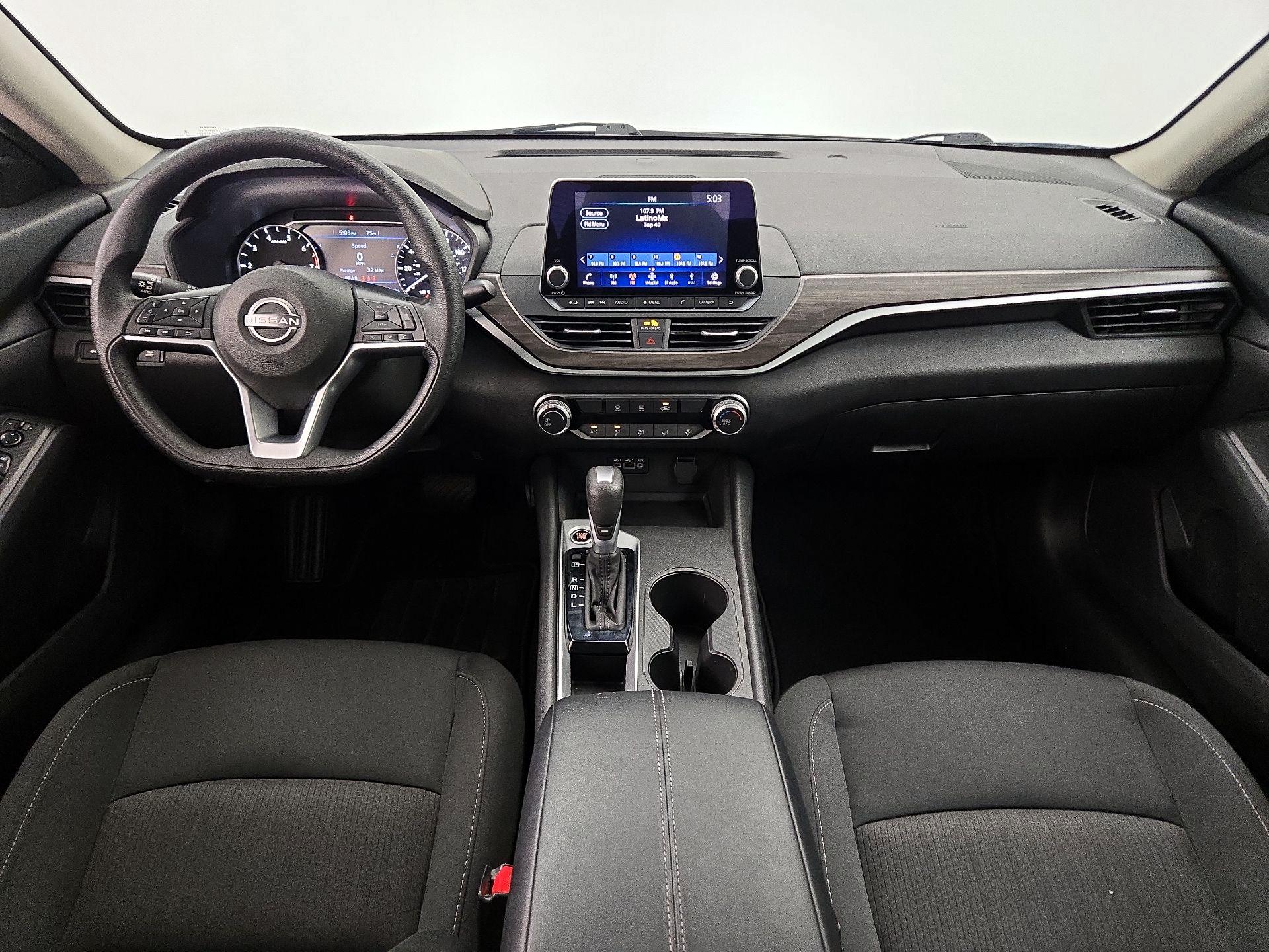 Thumbnail: 2025 Nissan Altima - 9